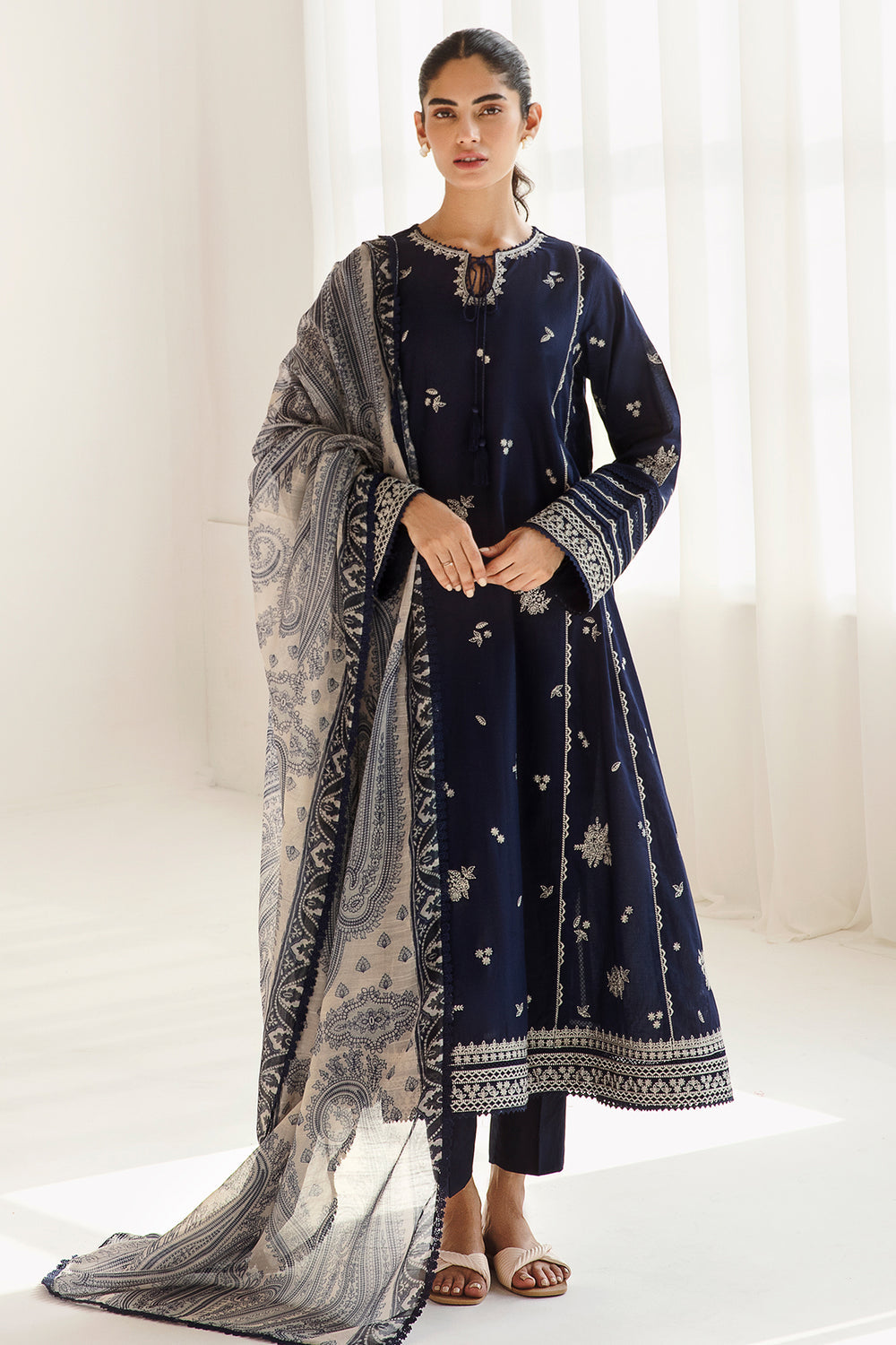 Jazmin | Summer Lawn 26 | USE-9031 - Dress - available at Maria Faisal in UK and USA.