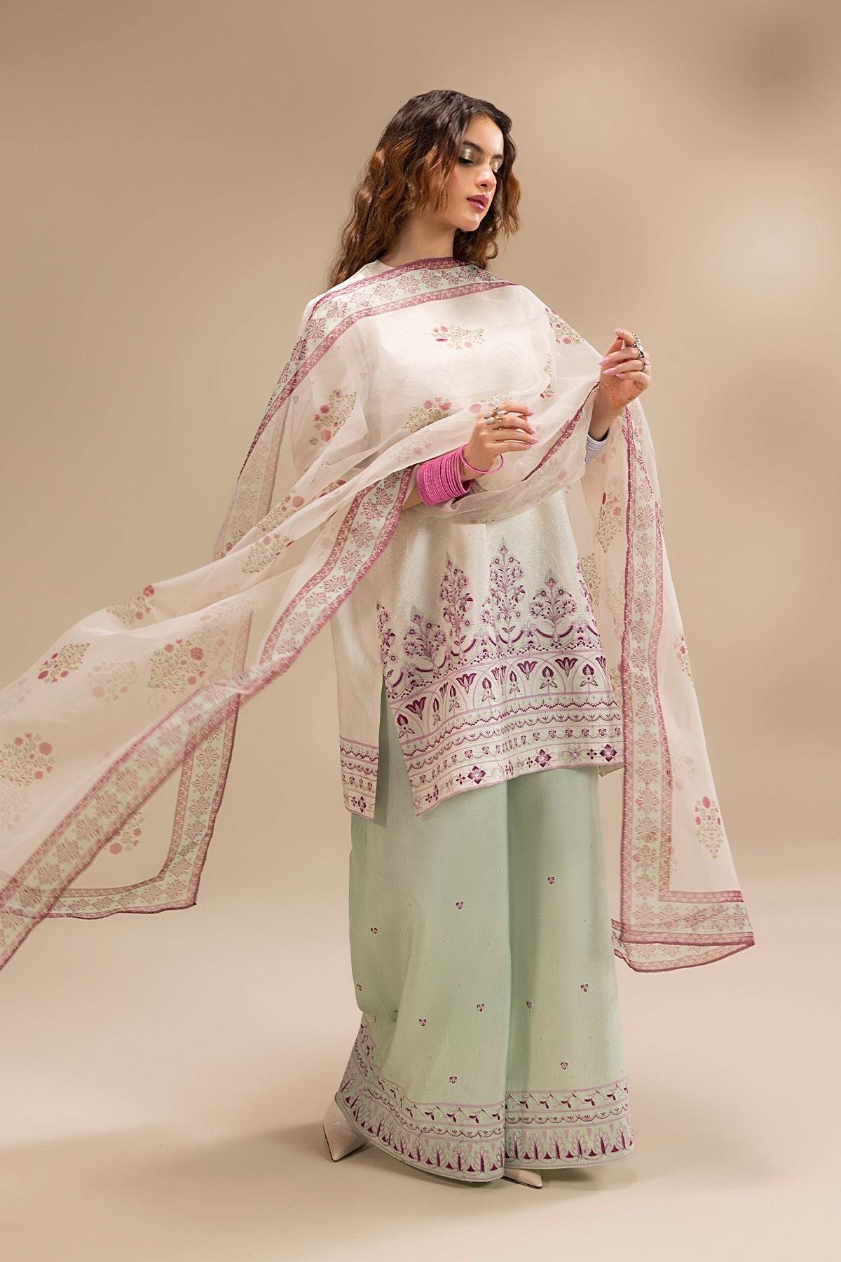 Erum Khan | Lillia Summer Edit | Pearl Blush by Maria Faisal - Registered Vendor of : Erum Khan - type : Ladies Clothes - 100% original wedding dresses