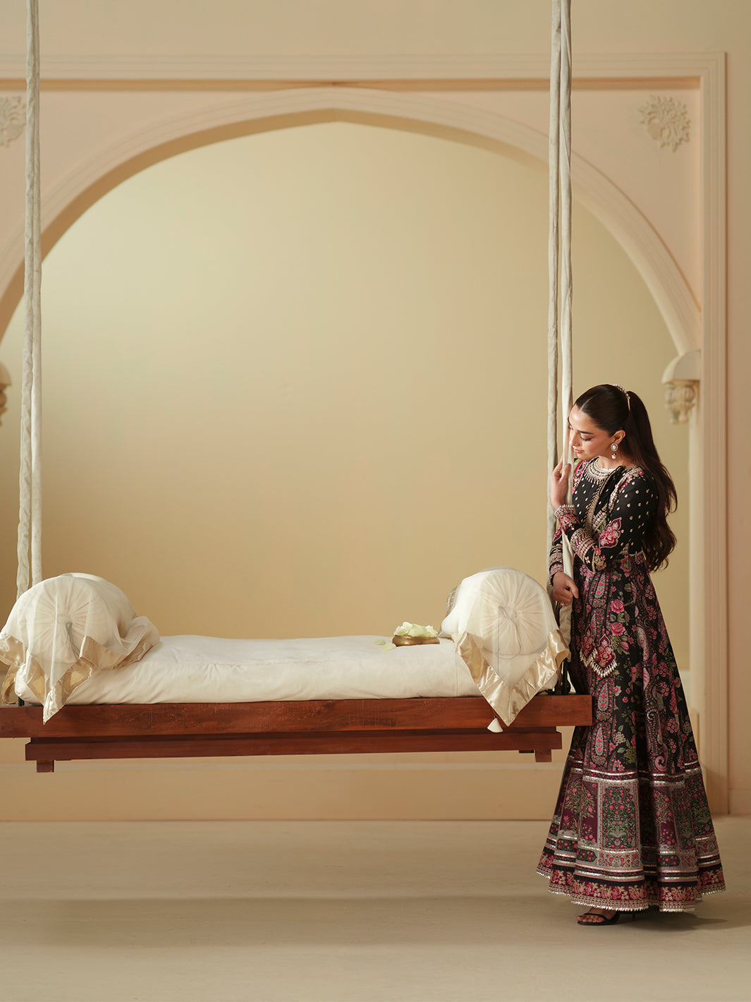Bin Ilyas | Mashriq Luxury Lawn 26 | D-115-B - Luxury Dress - available at Maria Faisal in UK and USA.