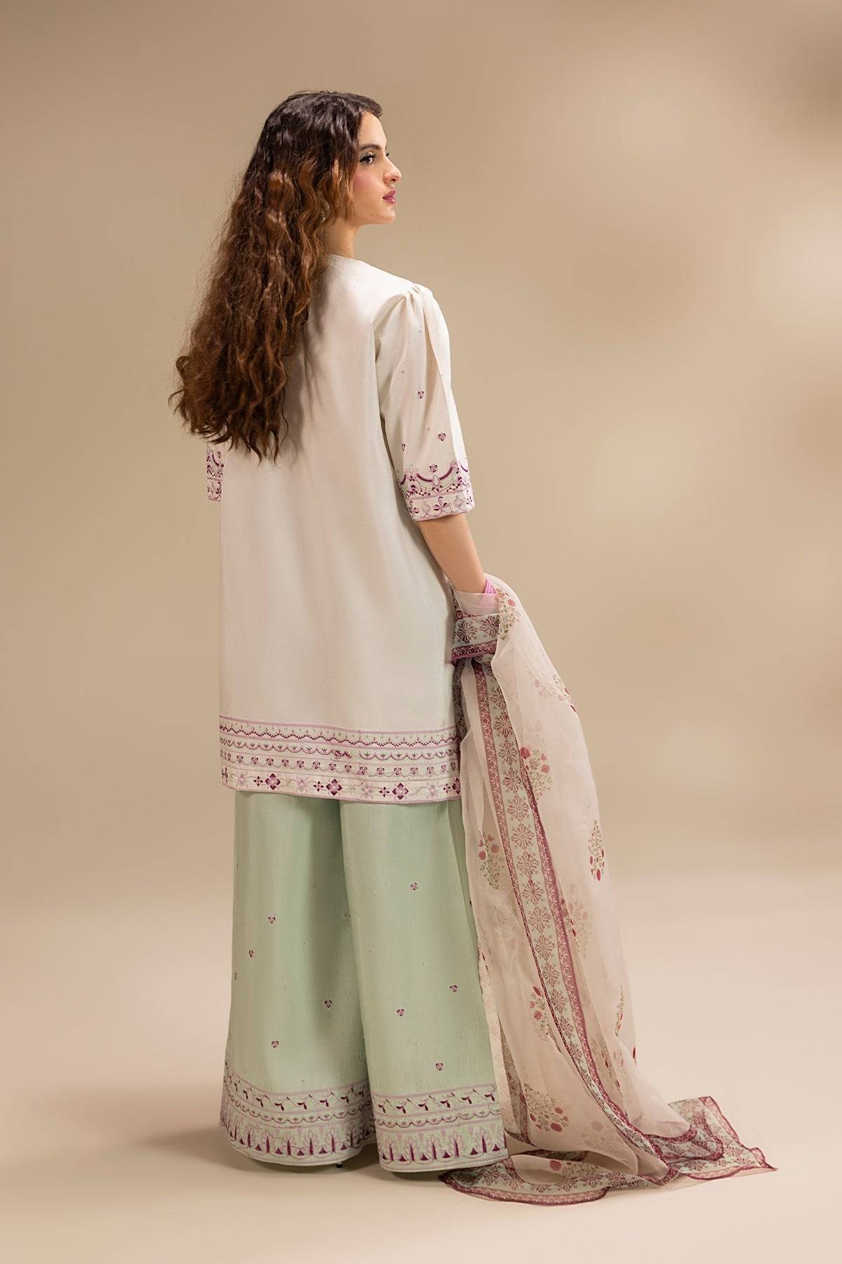 Erum Khan | Lillia Summer Edit | Pearl Blush by Maria Faisal - Registered Vendor of : Erum Khan - type : Ladies Clothes - 100% original wedding dresses