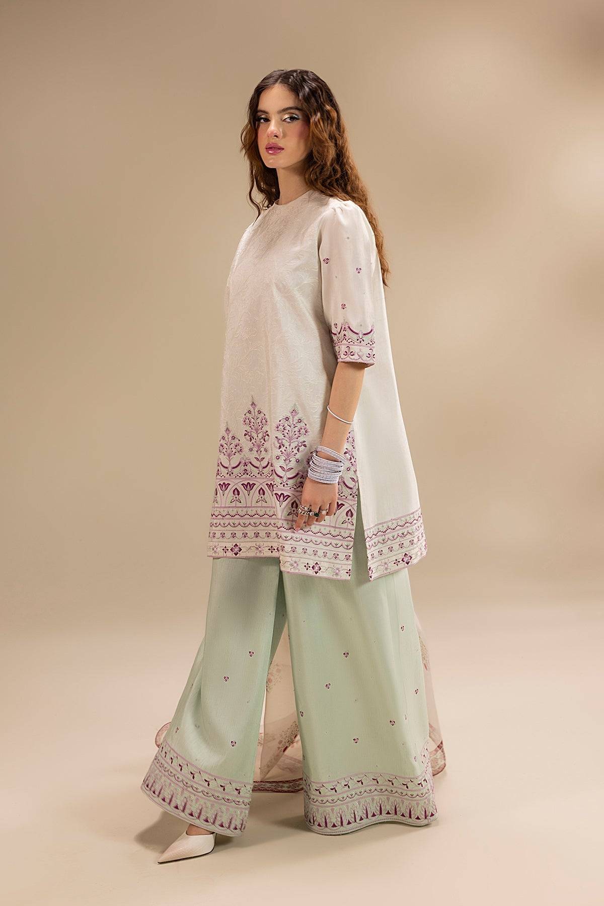 Erum Khan | Lillia Summer Edit | Pearl Blush by Maria Faisal - Registered Vendor of : Erum Khan - type : Ladies Clothes - 100% original wedding dresses