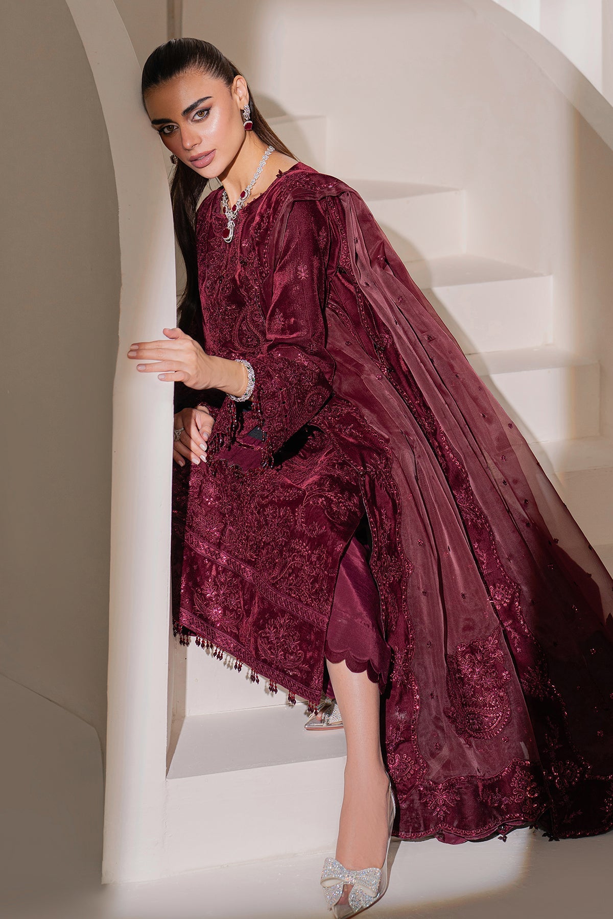 Baroque | Jahanara Luxury Velvet 23 | UF-758 - Designer Dress with Intricate embroidery and embellishments. Shop elegent wedding dress at Maria Faisal.