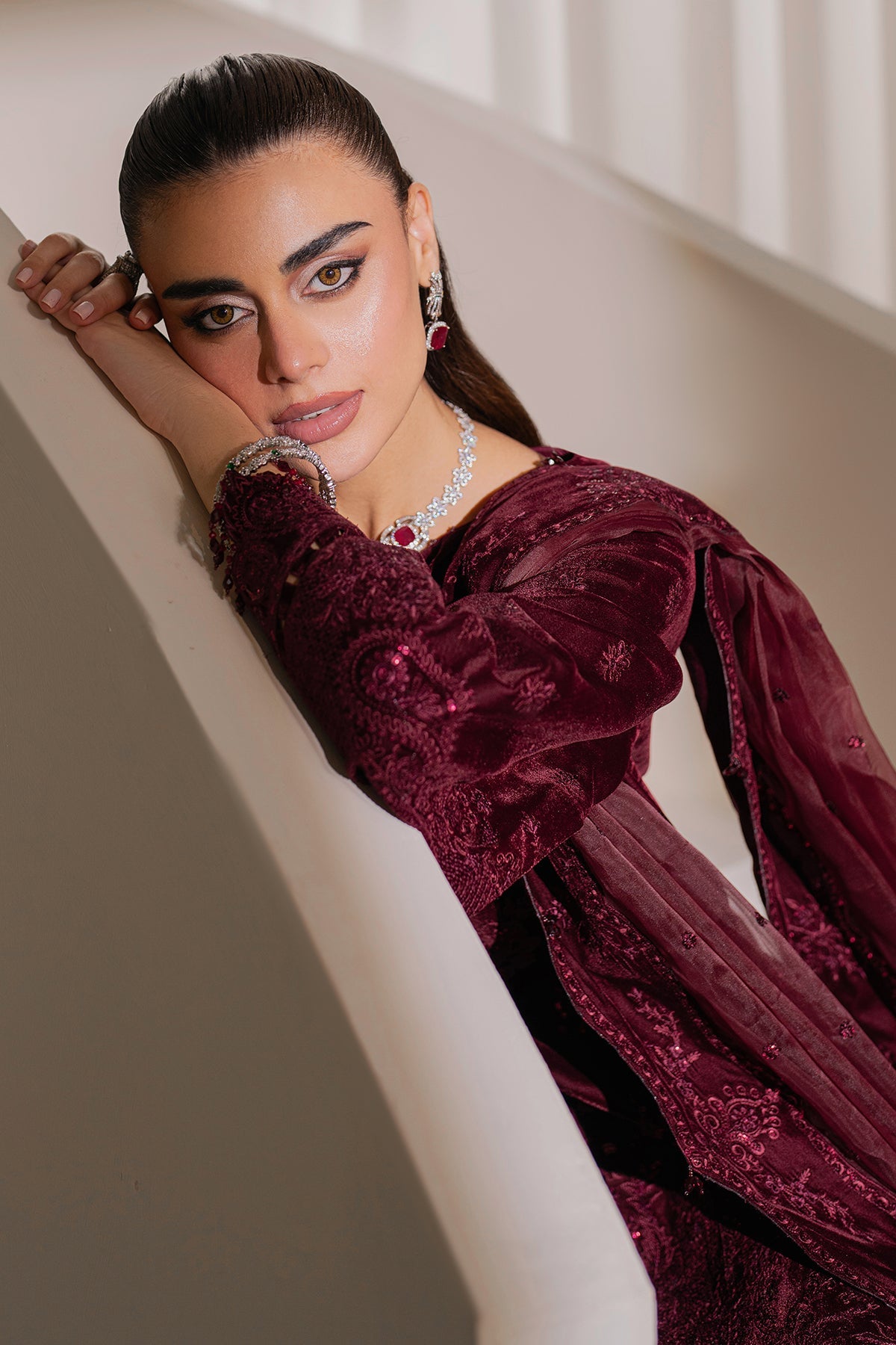 Baroque | Jahanara Luxury Velvet 23 | UF-758 - Designer Dress with Intricate embroidery and embellishments. Shop elegent wedding dress at Maria Faisal.