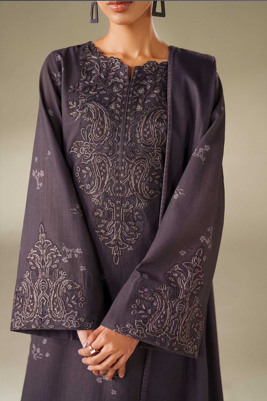 Iznik | Winter Chapter 25 | UE-558 Printed Khaddar - Casual Dress - available at Maria Faisal in UK and USA.