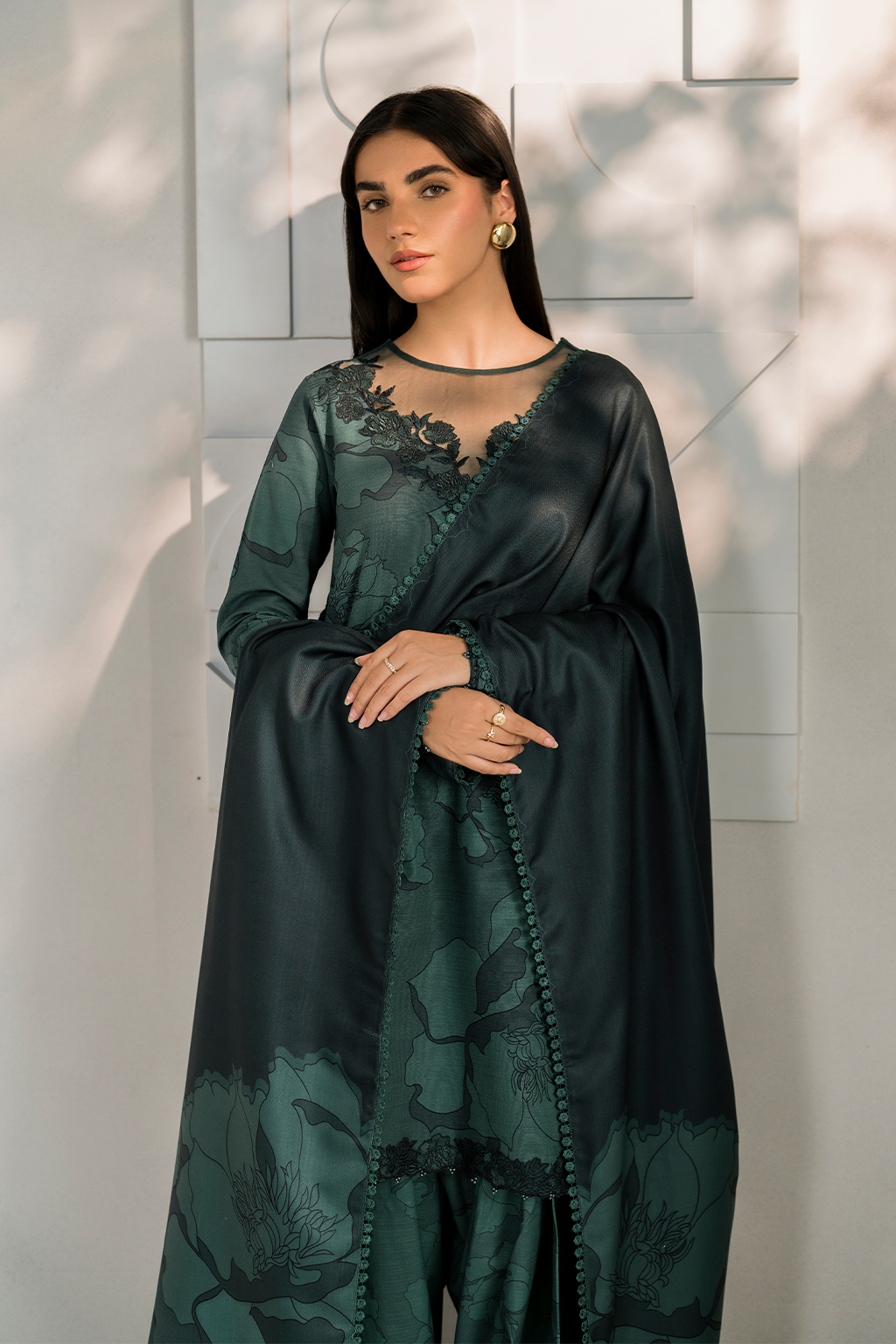 Iznik | Exclusive Winter | UE-352 - Ladies Clothes - Maria Faisal