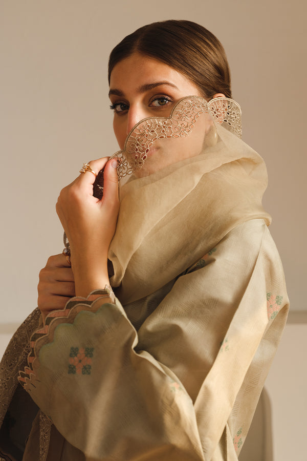 Baroque | Luxury Pret 24 | LAWN UF-664 - Designer Dress with Intricate embroidery and embellishments. Shop elegent wedding dress at Maria Faisal.