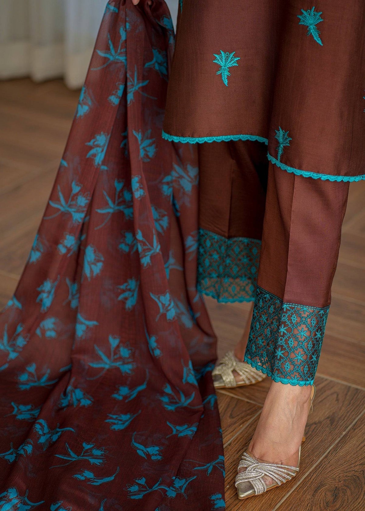 Fozia Khalid | Silk Spire | COCOA by Maria Faisal - Registered Vendor of : Fozia Khalid - type : Ladies Clothes - 100% original wedding dresses