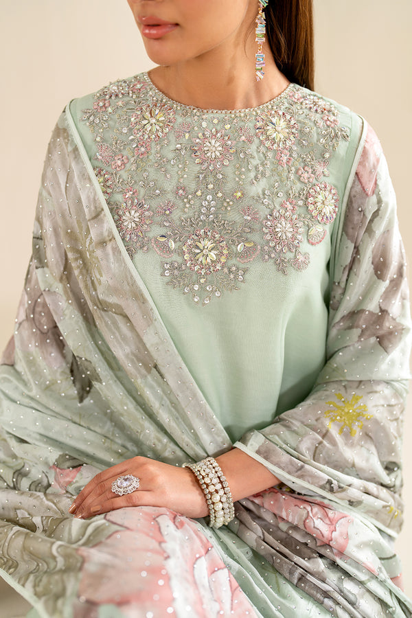 Baroque | Luxury Pret 24 | CHIFFON PR-920 - Designer Dress with Intricate embroidery and embellishments. Shop elegent wedding dress at Maria Faisal.