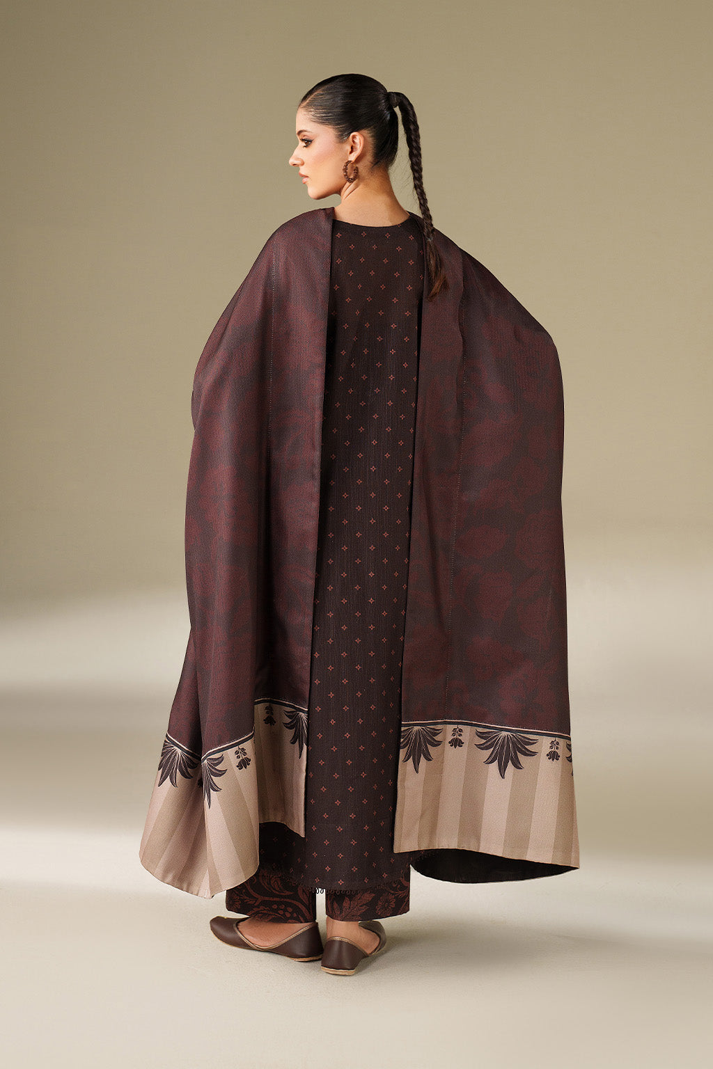 Iznik | Winter Chapter 25 | UE-559 Printed Khaddar - Casual Dress - available at Maria Faisal in UK and USA.