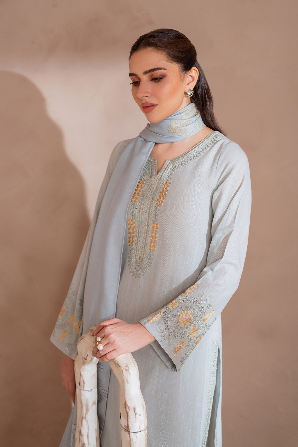 Iznik | Exclusive Winter | UE-369 - Ladies Clothes - Maria Faisal