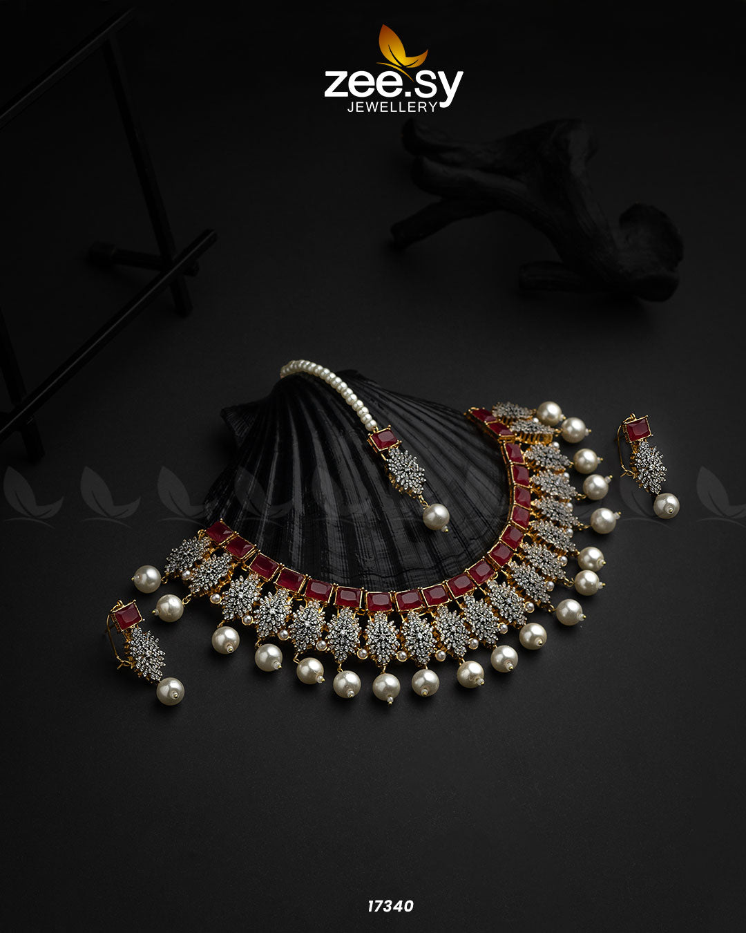 Preeti Necklace - Necklace Sets 