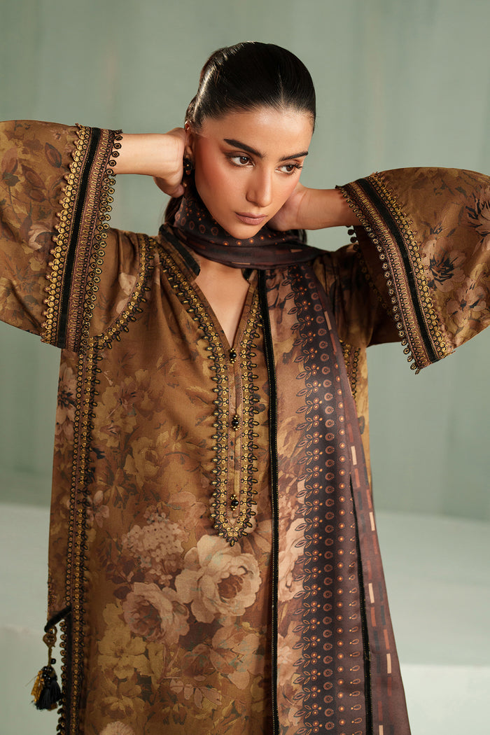 Baroque | Luxury Pret 25 | UF-4324 - Formal Dress - available at Maria Faisal in UK and USA.