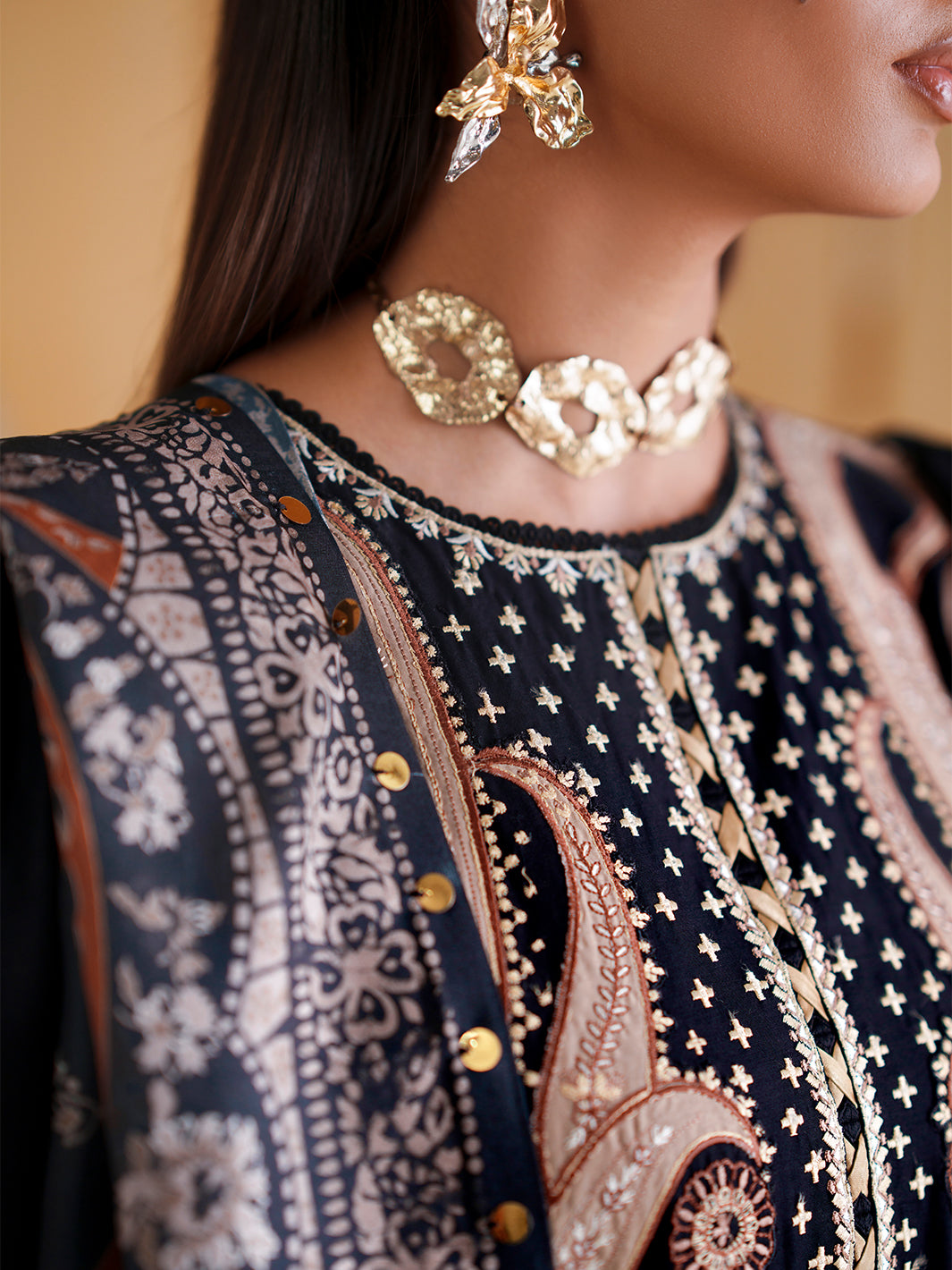 Bin Ilyas | Amour Luxury Lawn 26 | 185-B - Luxury Dress - available at Maria Faisal in UK and USA.