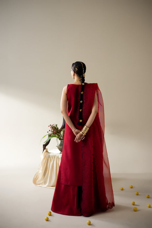 Enzo | Lune Des Fleurs | INES - Formal Dress - available at Maria Faisal in UK and USA.