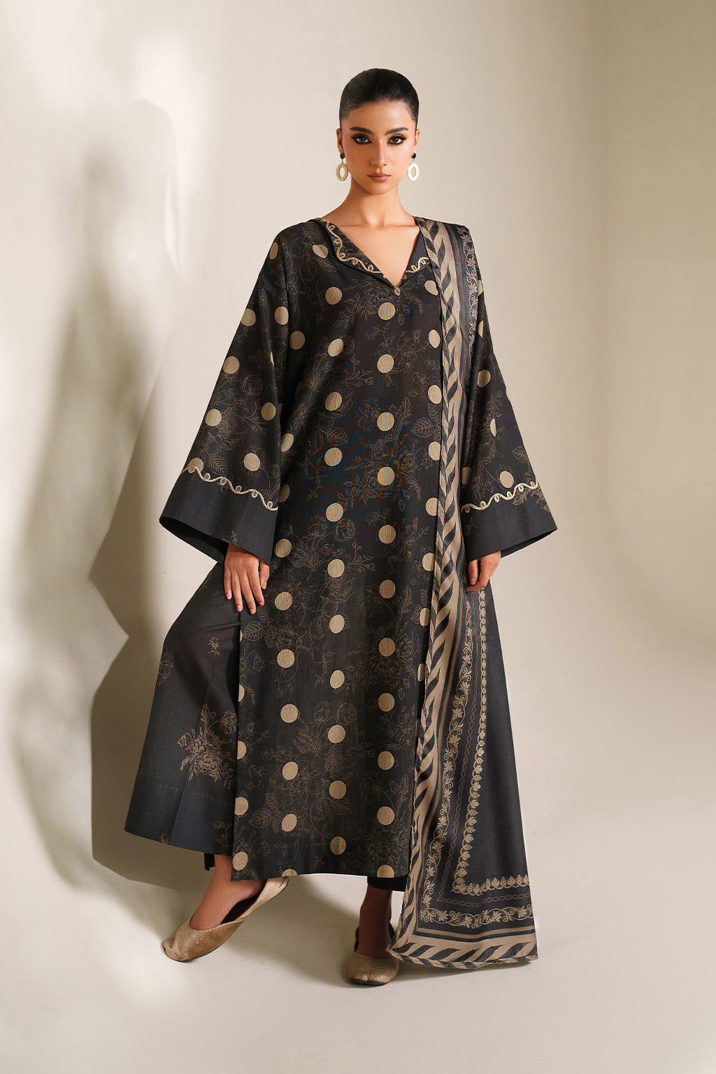 Iznik | Winter Chapter 25 | UE-571 Printed Khaddar - Casual Dress - available at Maria Faisal in UK and USA.