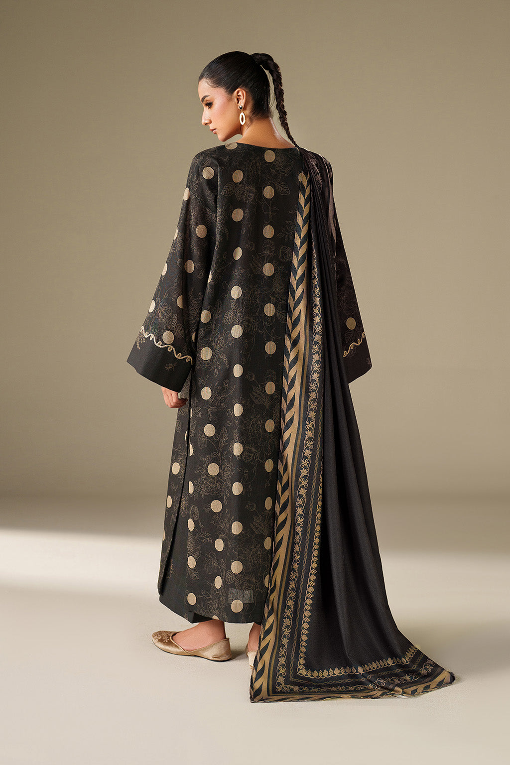 Iznik | Winter Chapter 25 | UE-571 Printed Khaddar - Casual Dress - available at Maria Faisal in UK and USA.