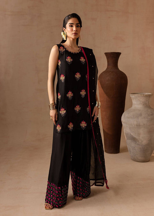 Maria Osama Khan | Noir Bliss Luxury Formals | Charcoal Charm by Maria Faisal - Registered Vendor of : Maria Osama Khan - type : Ladies Clothes - 100% original wedding dresses