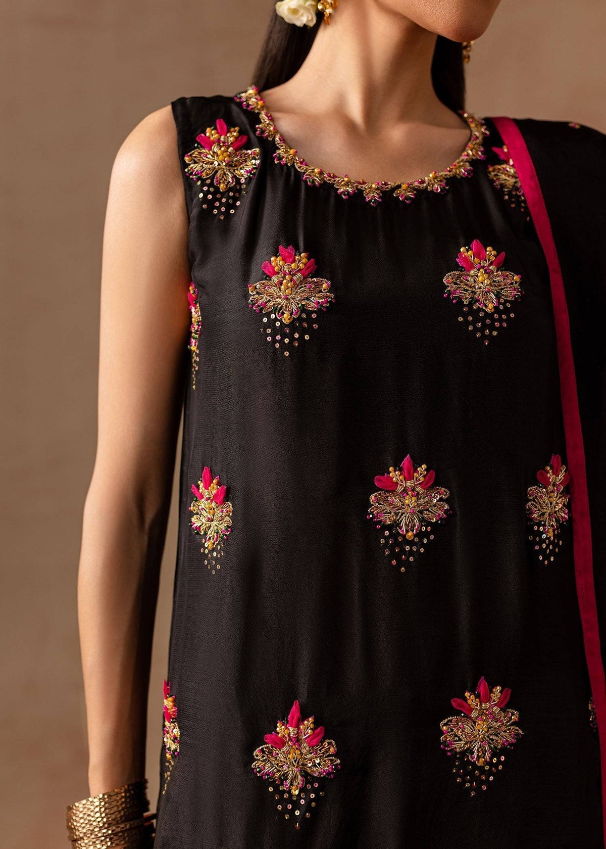 Maria Osama Khan | Noir Bliss Luxury Formals | Charcoal Charm by Maria Faisal - Registered Vendor of : Maria Osama Khan - type : Ladies Clothes - 100% original wedding dresses