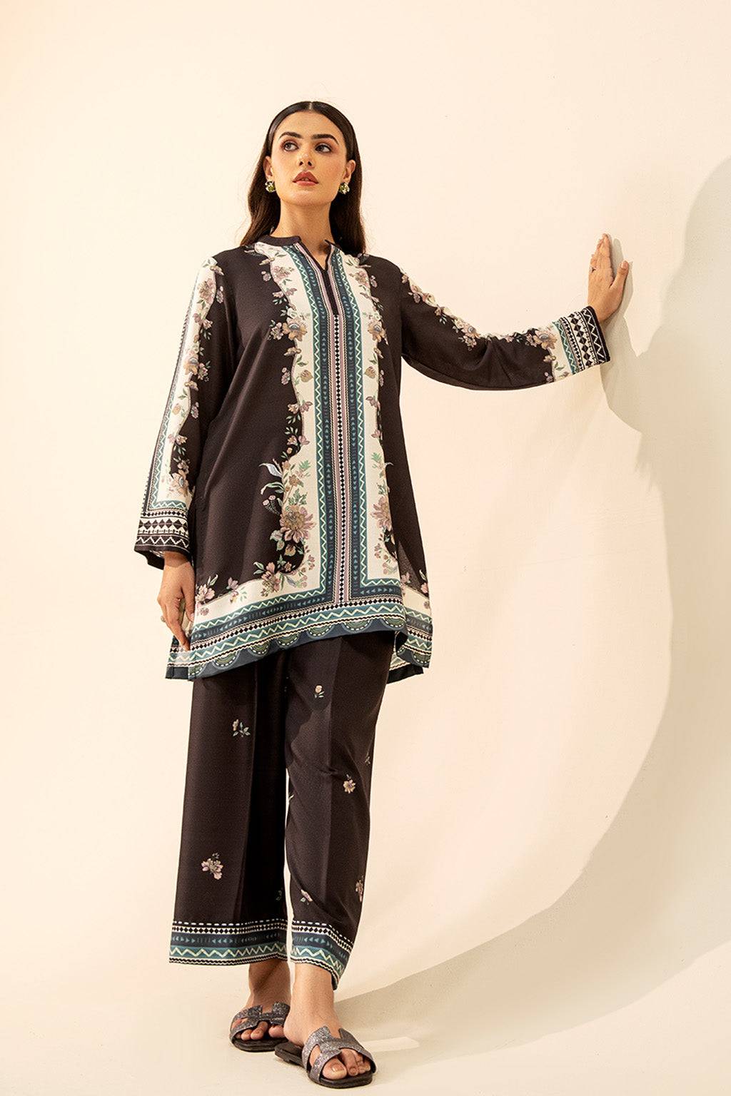 Meeral | Co Ords Sets | MBC-008 by Maria Faisal - Registered Vendor of : Meeral - type : Ladies Clothes - 100% original wedding dresses