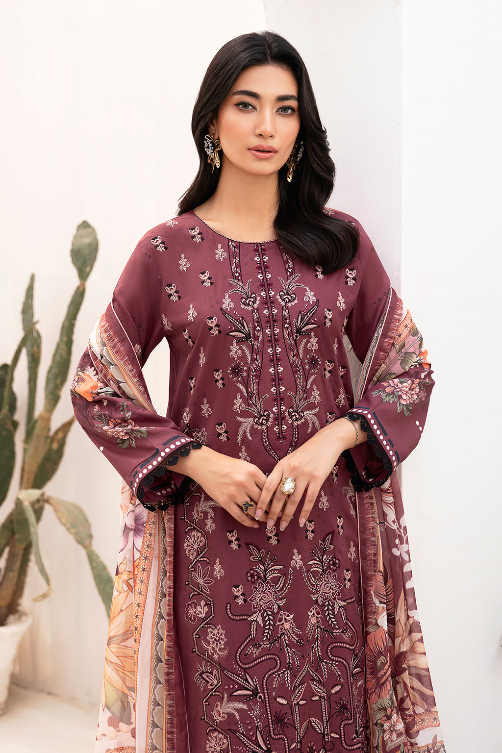 Ramsha | Mashaal Luxury Lawn | L-1108 - Designer Dress with Intricate embroidery and embellishments. Shop elegent wedding dress at Maria Faisal.