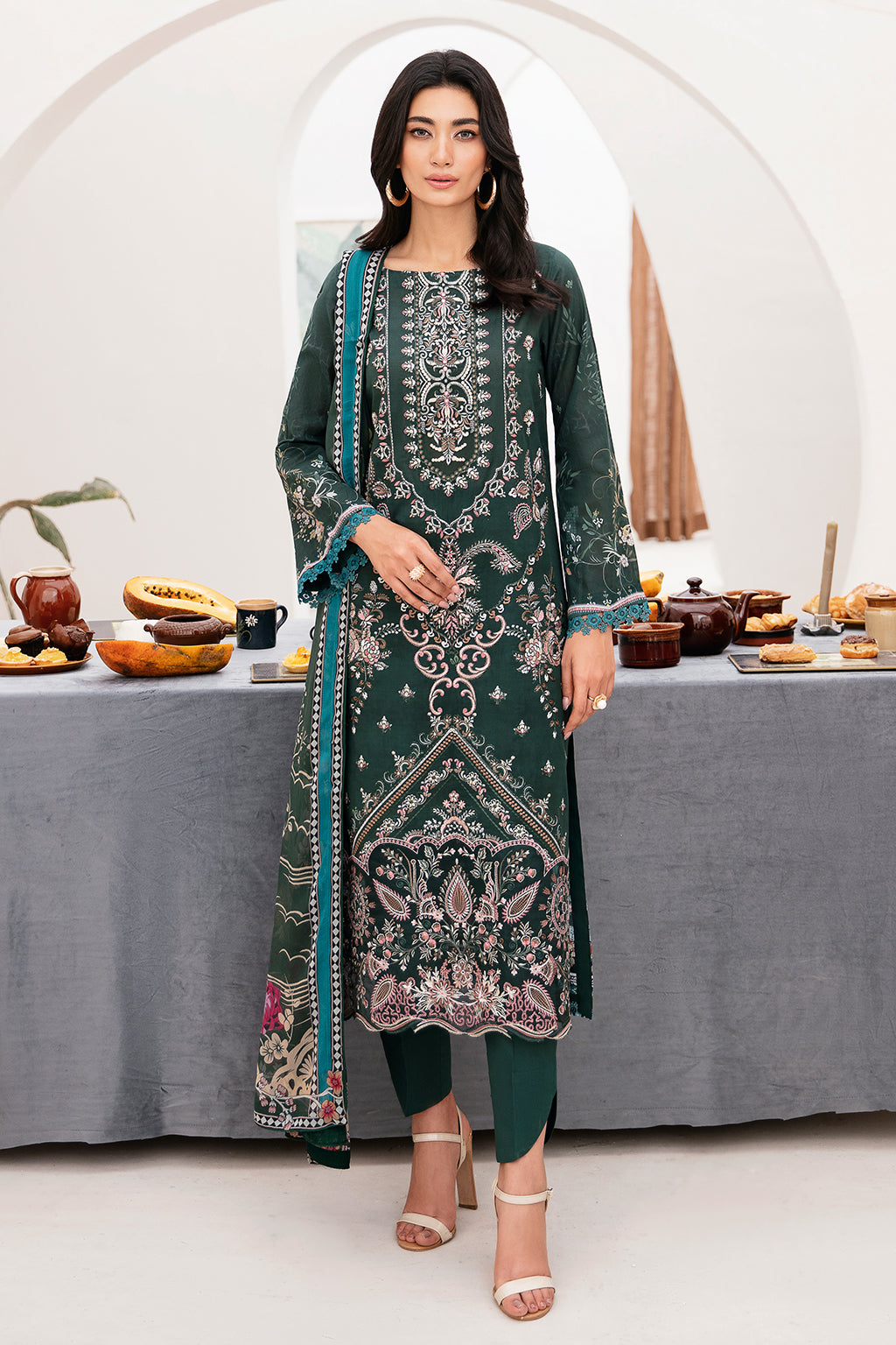 Ramsha | Mashaal Luxury Lawn | L-1109 - Designer Dress with Intricate embroidery and embellishments. Shop elegent wedding dress at Maria Faisal.