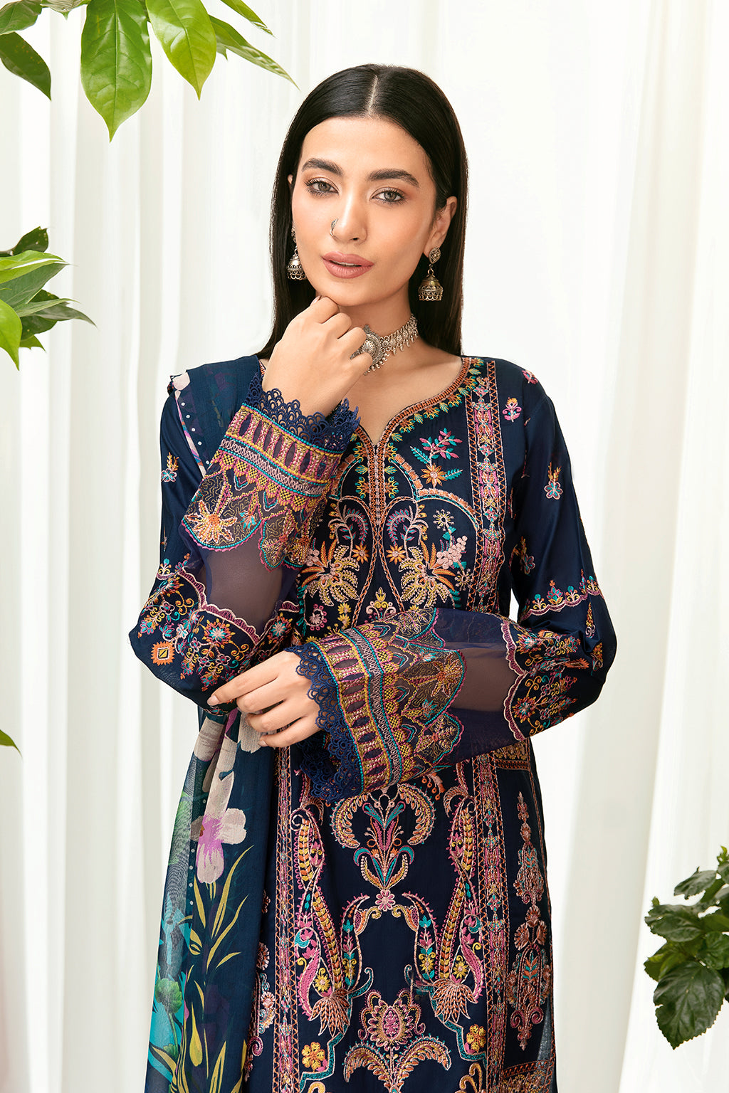 Ramsha | Mashaal Luxury Lawn | L-802 - Designer Dress with Intricate embroidery and embellishments. Shop elegent wedding dress at Maria Faisal.