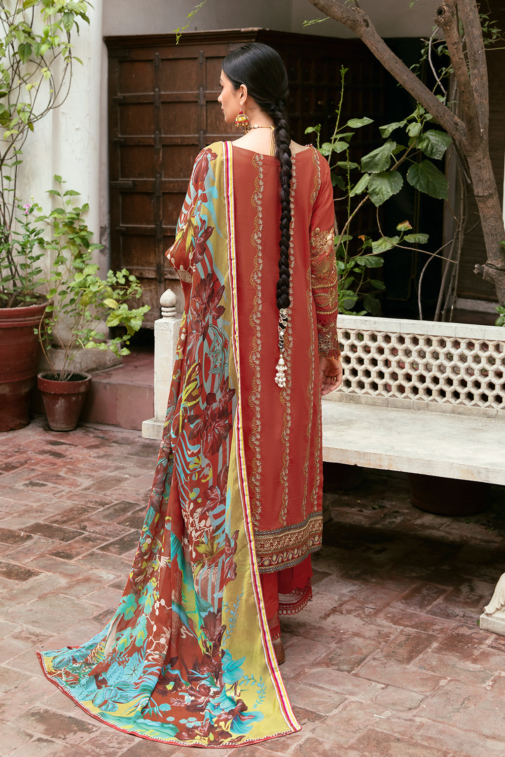 Ramsha | Mashaal Luxury Lawn | L-810 - Designer Dress with Intricate embroidery and embellishments. Shop elegent wedding dress at Maria Faisal.