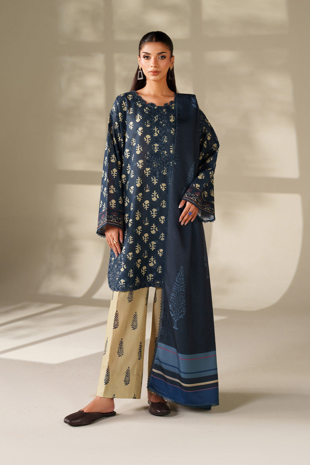 Iznik | Winter Chapter 25 | UE-560 Printed Khaddar - Casual Dress - available at Maria Faisal in UK and USA.