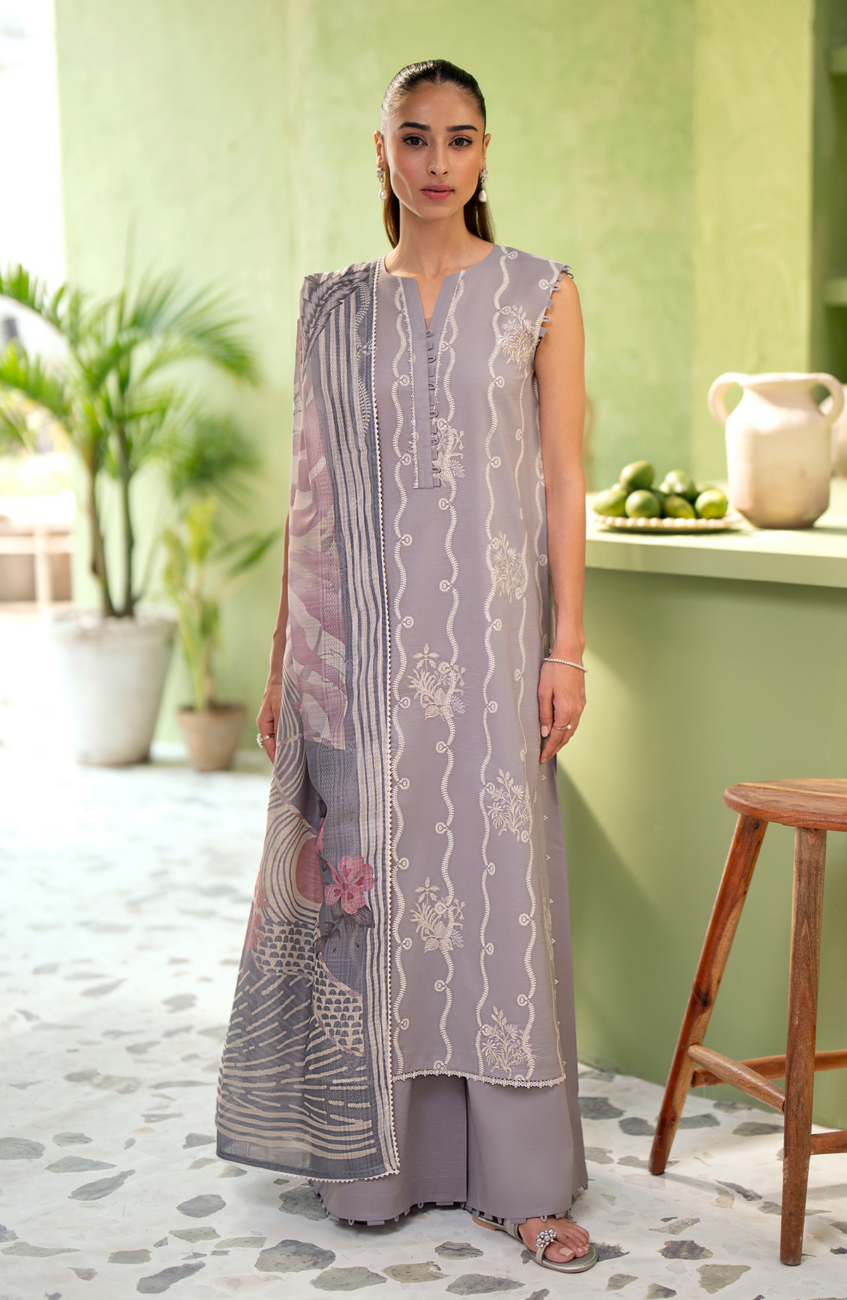 Seran | Artisan Lawn 25 | GRIS by Maria Faisal - Registered Vendor of : Seran - type : Ladies Clothes - 100% original wedding dresses