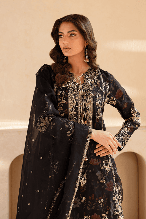Emaan Adeel | Noore Festive Formals | ZAREYA by Maria Faisal - Registered Vendor of : Emaan Adeel - type : Ladies Clothes - 100% original wedding dresses