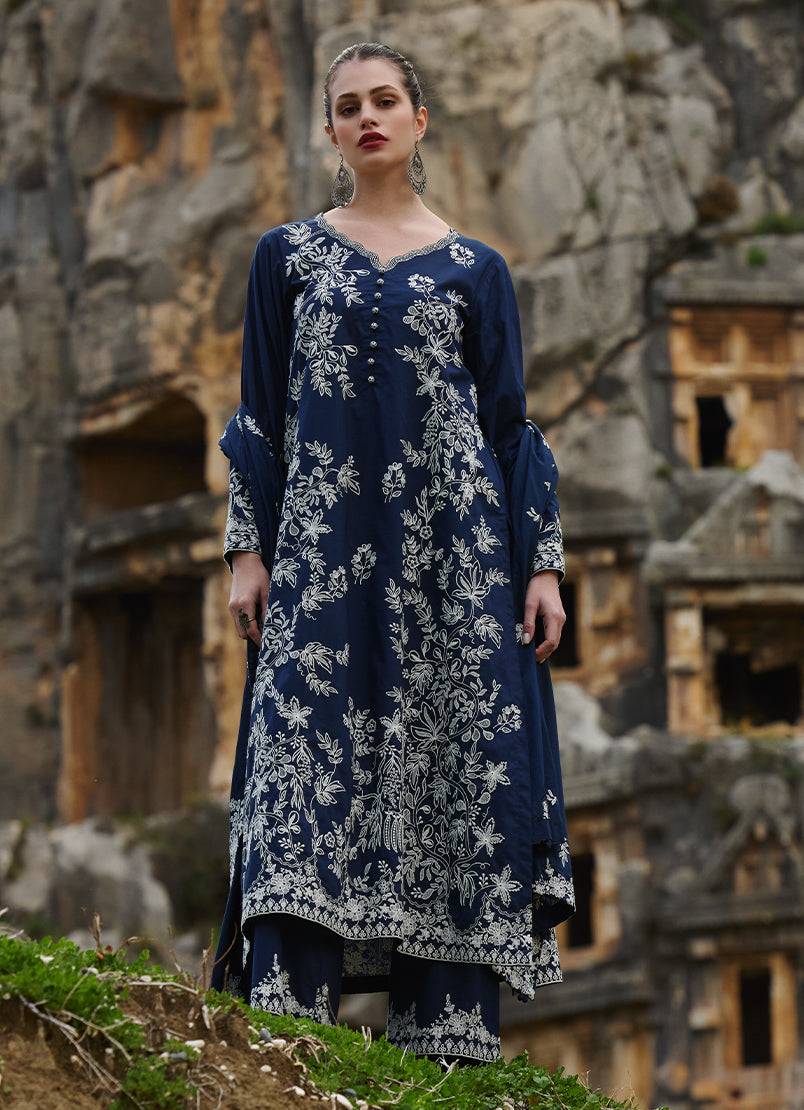 Image | Lawnkari 25 | Yara by Maria Faisal - Registered Vendor of : Image - type : Ladies Clothes - 100% original wedding dresses