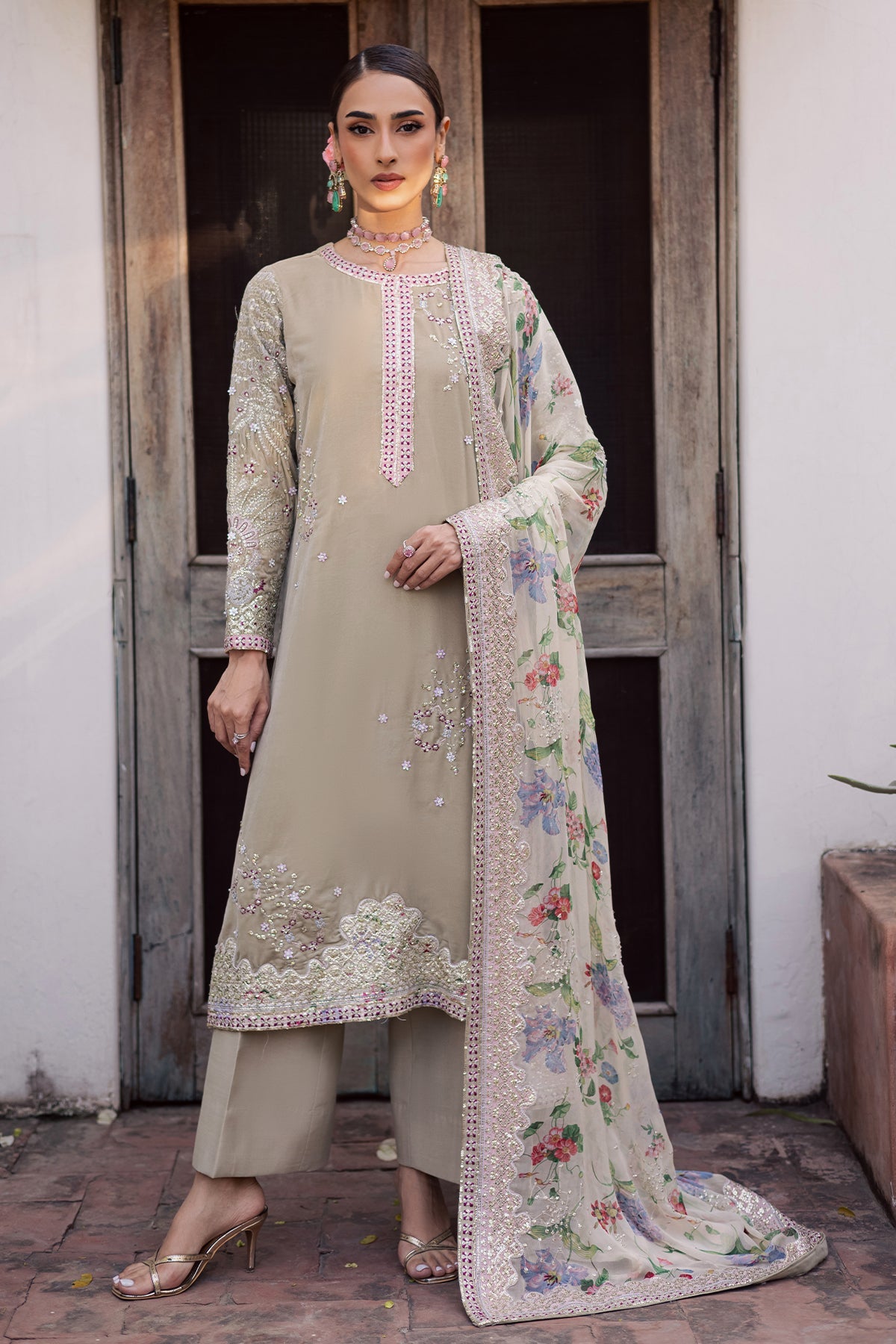 NW-119 – authentic Pakistani dress from the Maya Velvet collection for women in the UK