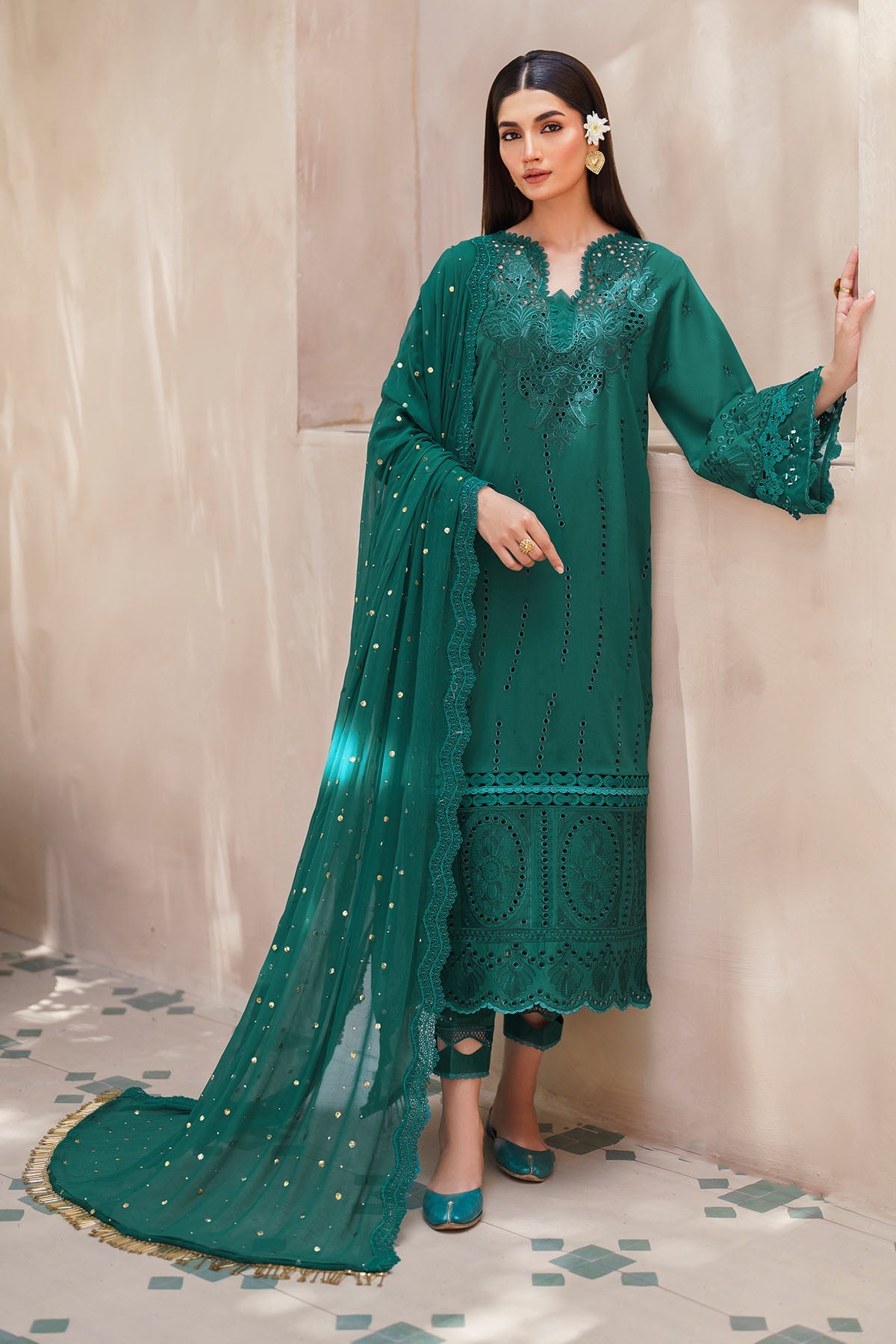 Nureh | Bazaar Lawn | NS-135 - Ladies Clothes - Maria Faisal