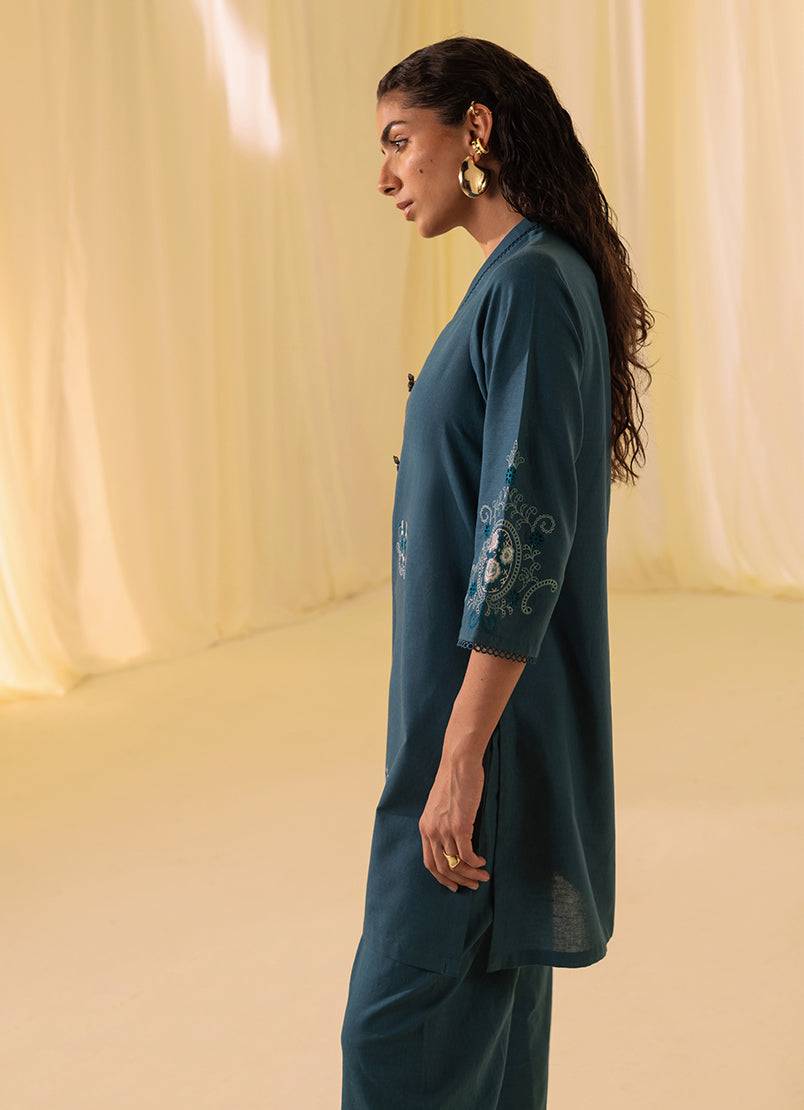 Image | Spring Basics 25 | IJSE-214050-12570 by Maria Faisal - Registered Vendor of : Image - type : Ladies Clothes - 100% original wedding dresses