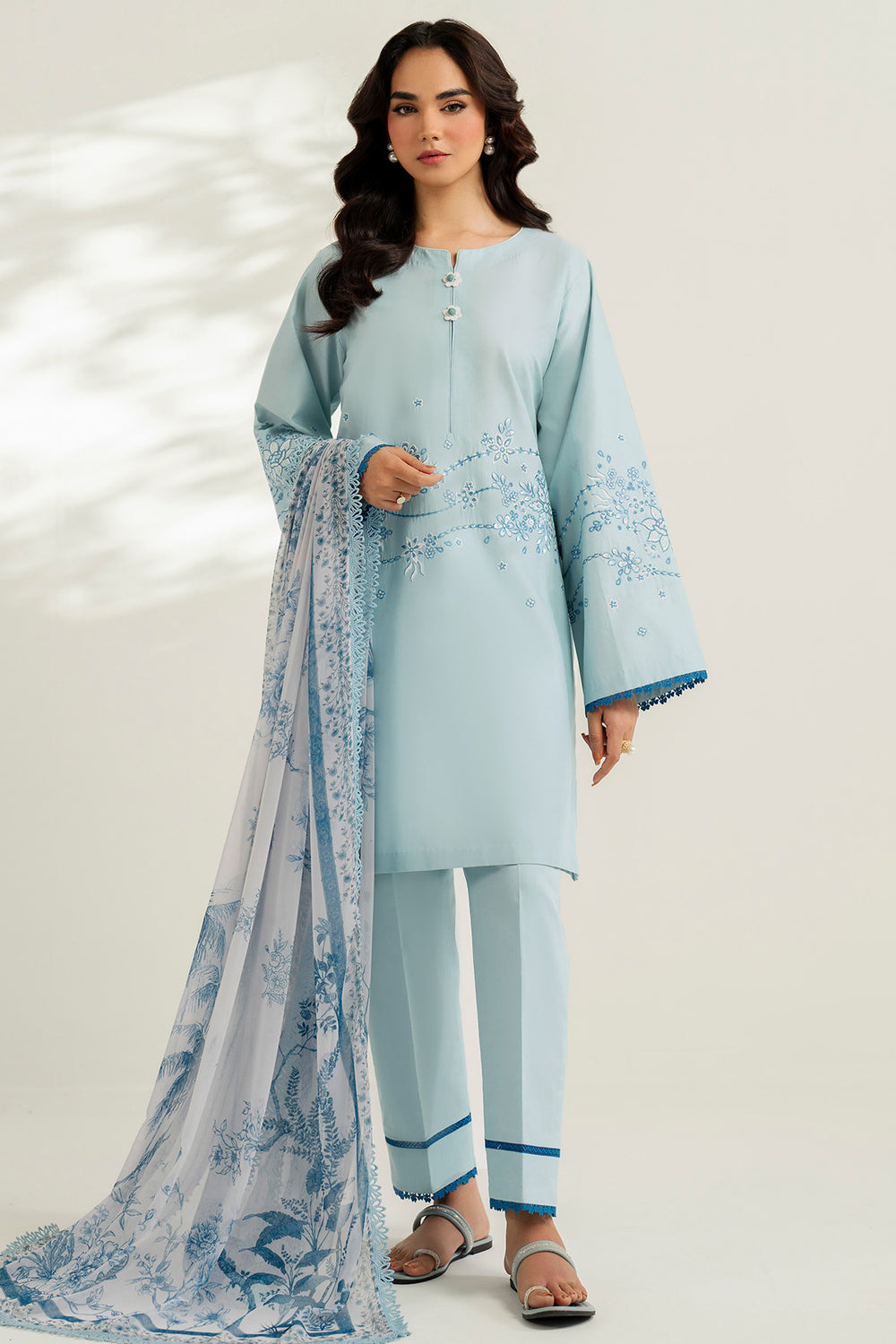 Farasha | Thread Lines Embroidered | Ash Mist - Ladies Clothes - Maria Faisal