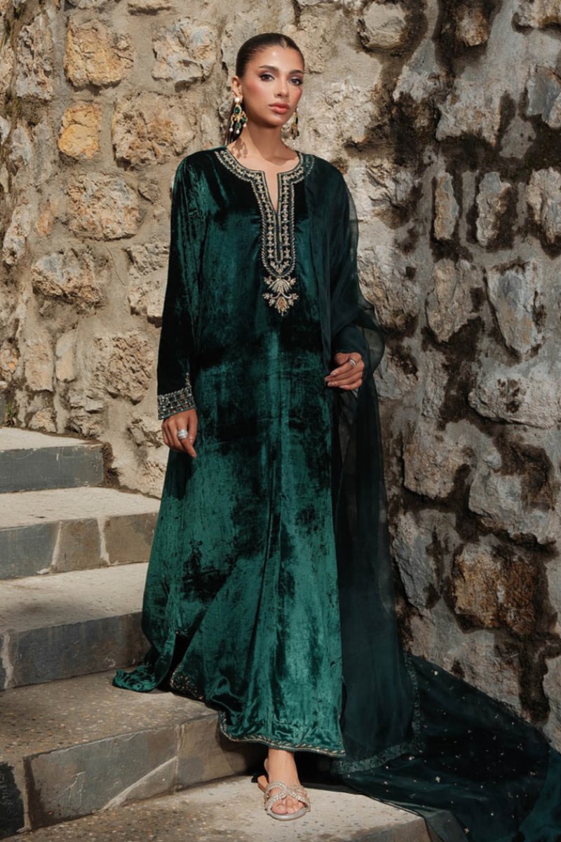 Hue Pret | Farasha Luxury Winter | Yasma - Ladies Clothes - Maria Faisal
