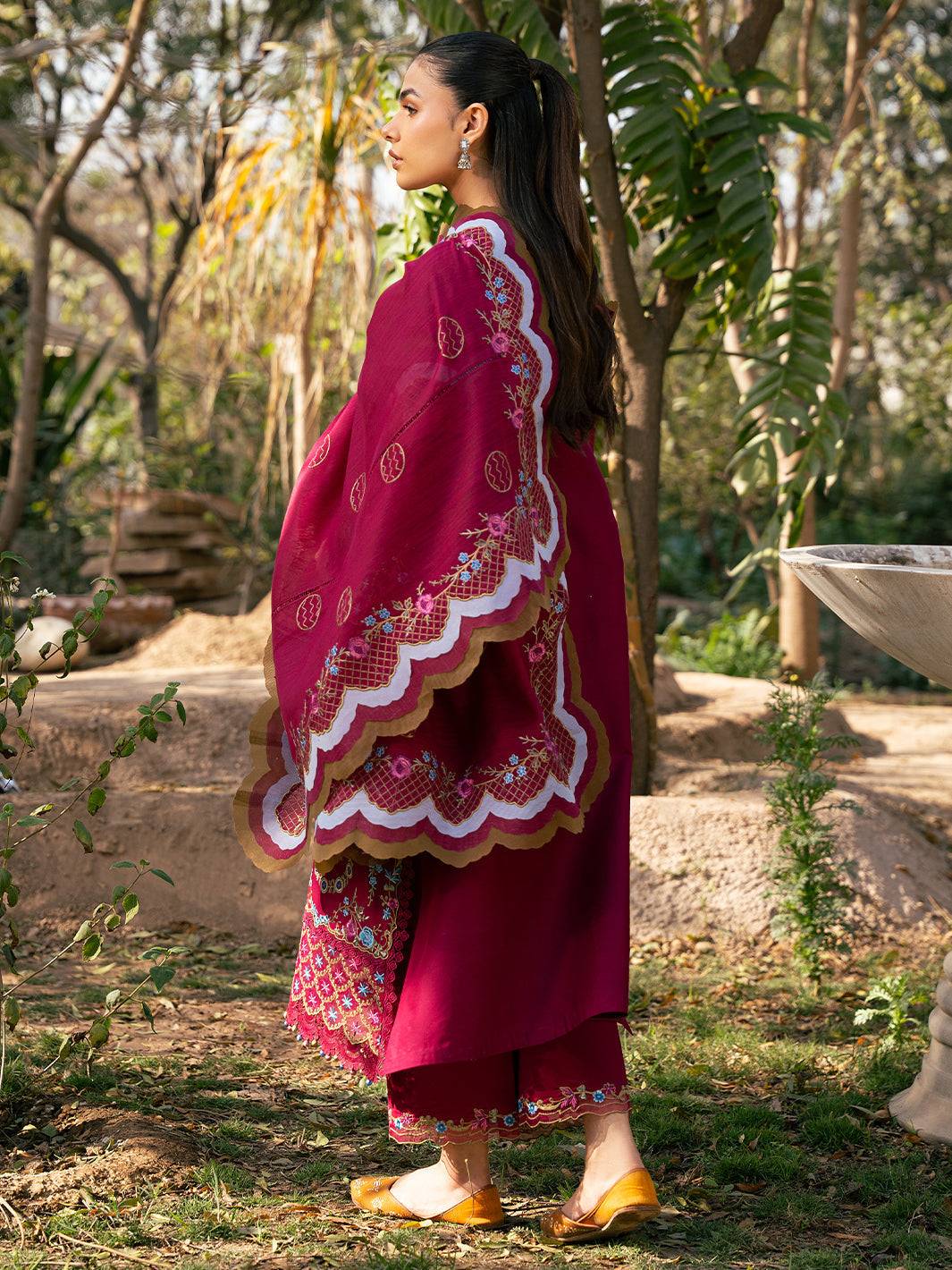 Bin Ilyas | Hazel Printed Lawn 25 | 2078 - A by Maria Faisal - Registered Vendor of : Bin Ilyas - type : Ladies Clothes - 100% original wedding dresses