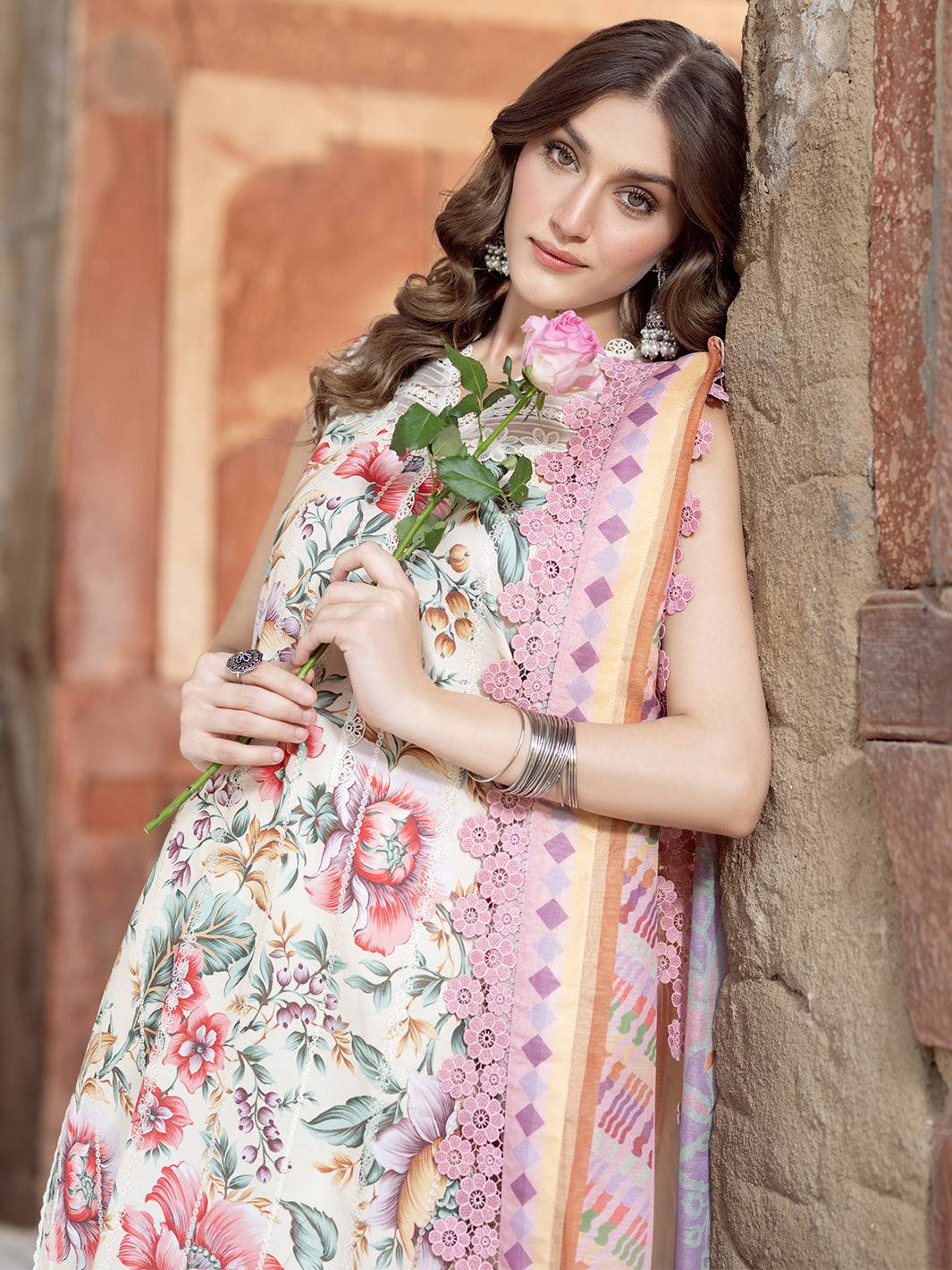 Bin Ilyas | Naqsh Naaz Luxury Lawn 25 | 2085 - C by Maria Faisal - Registered Vendor of : Bin Ilyas - type : Ladies Clothes - 100% original wedding dresses