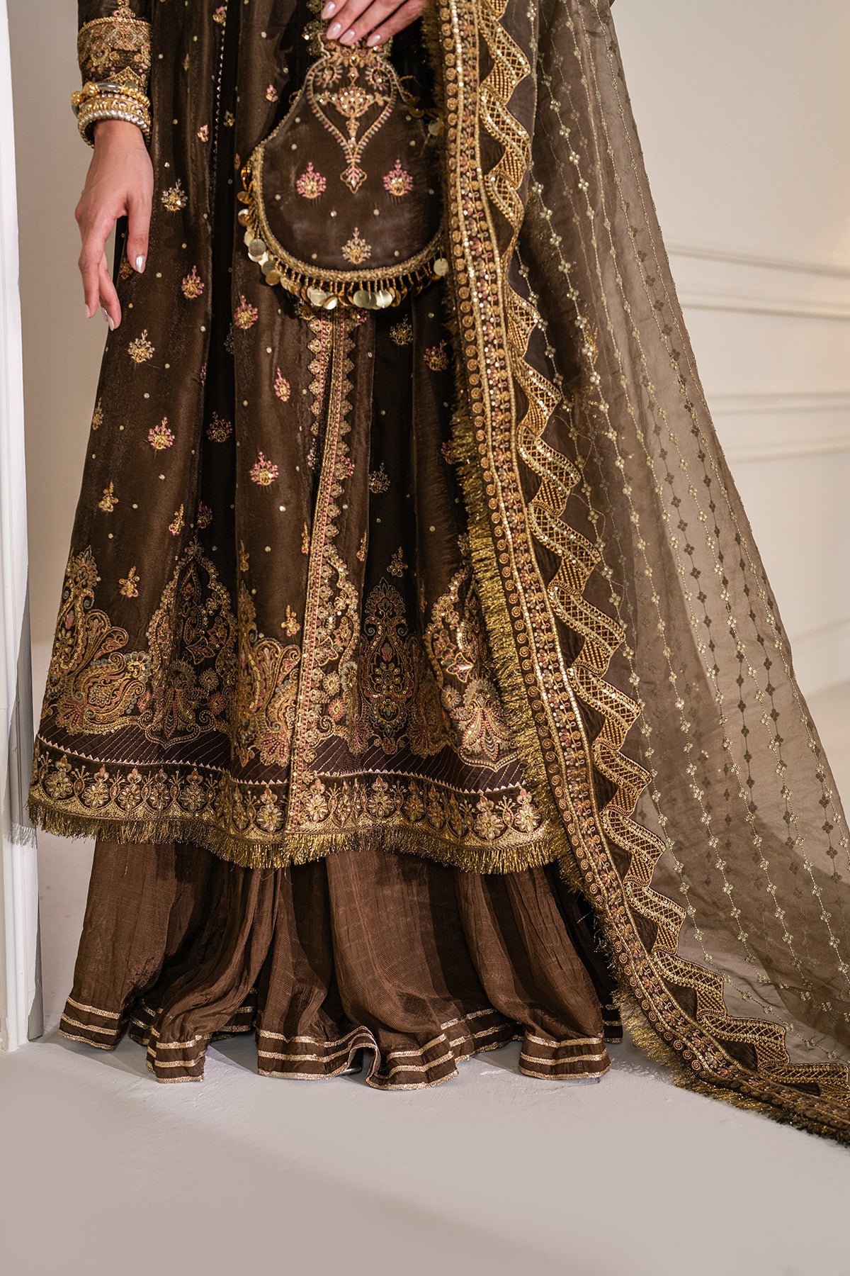 Baroque | Jahanara Luxury Velvet 23 | UF-749 - Designer Dress with Intricate embroidery and embellishments. Shop elegent wedding dress at Maria Faisal.