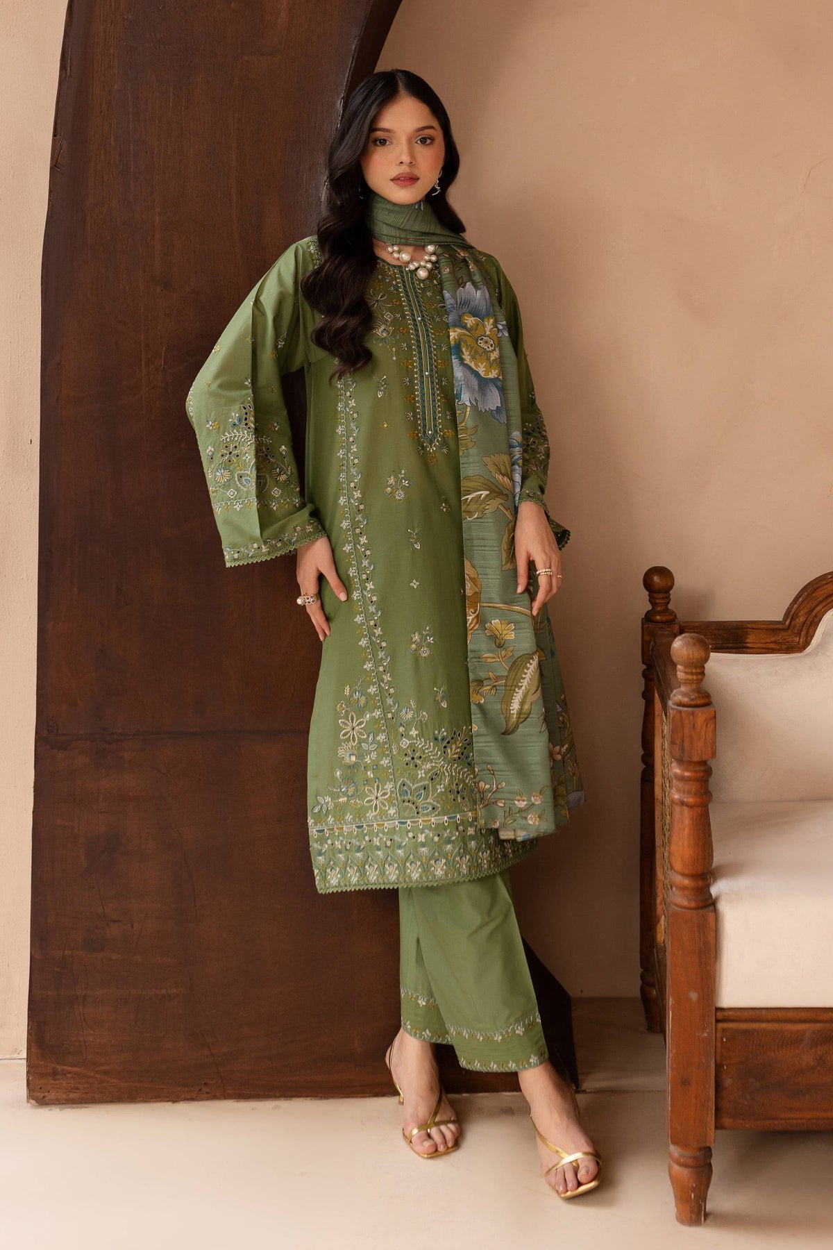 Batik | Kai Formals | Ireland by Maria Faisal - Registered Vendor of : Batik - type : Ladies Clothes - 100% original wedding dresses