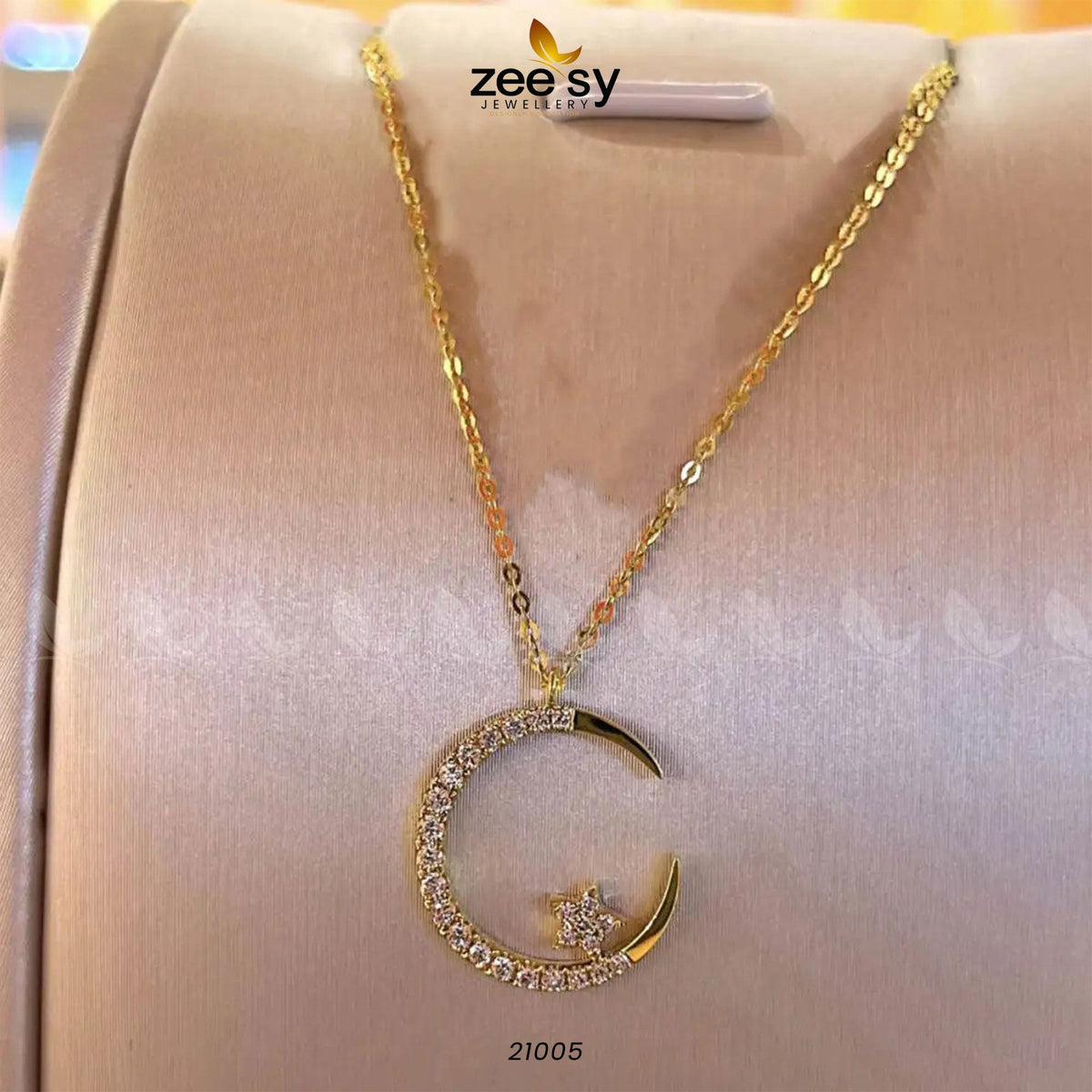 Chandi Moon Pendant (Silver 925) - Pendants 