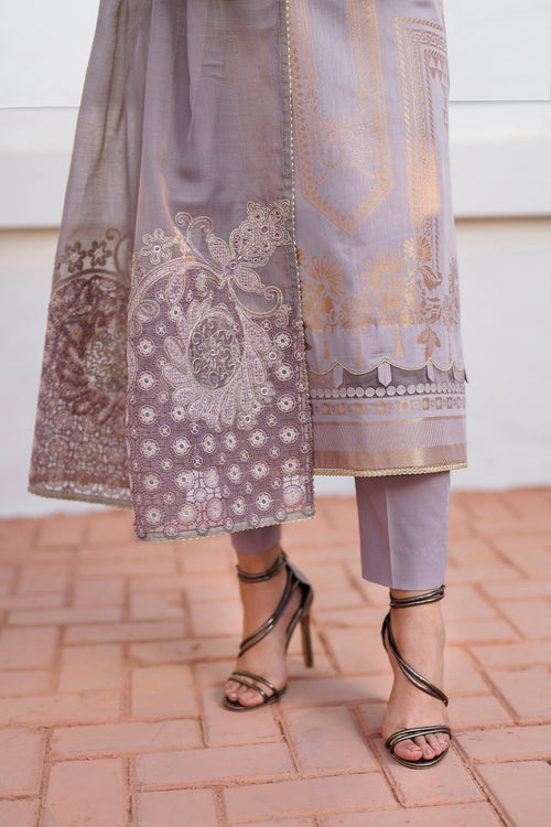 Baroque | Luxury Pret 24 | LAWN UF-643 - Designer Dress with Intricate embroidery and embellishments. Shop elegent wedding dress at Maria Faisal.