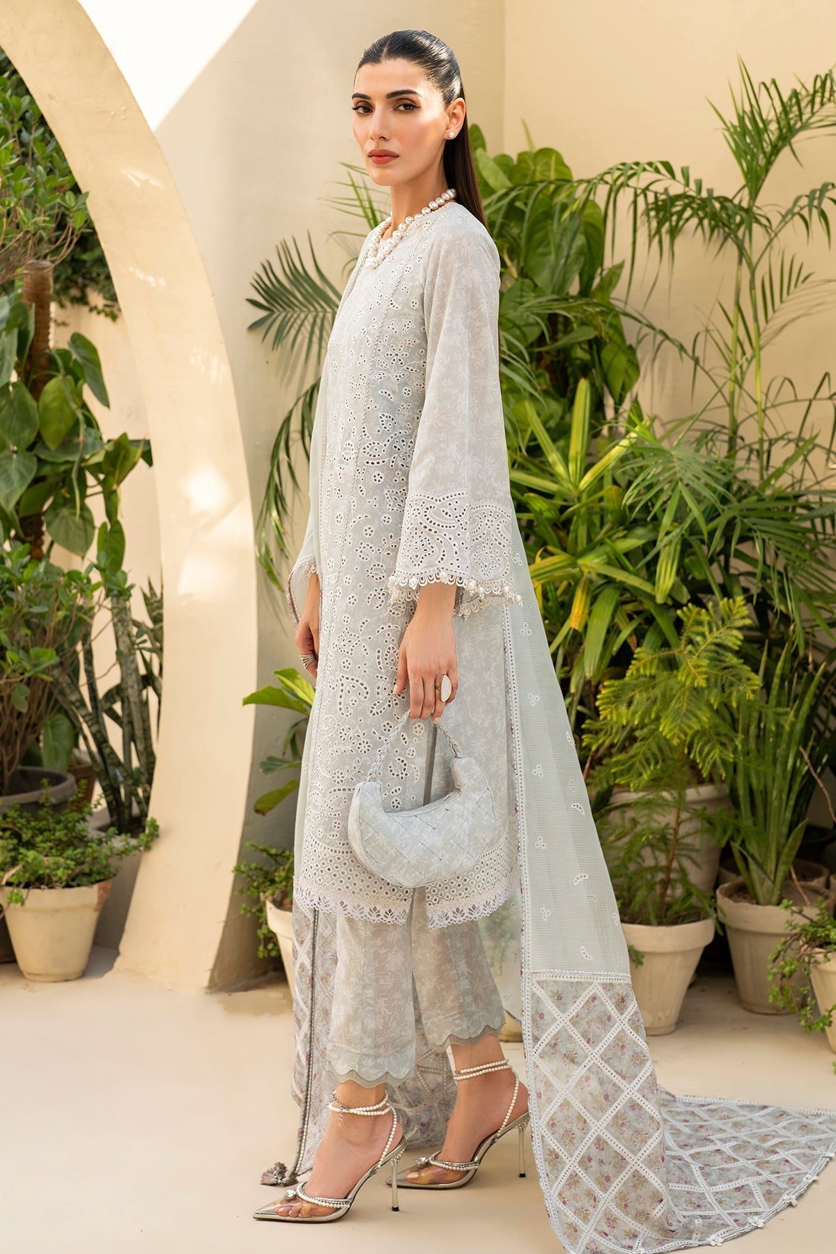 Jazmin | Irish Lawn SS 24 | D2 - Maria Faisal. 