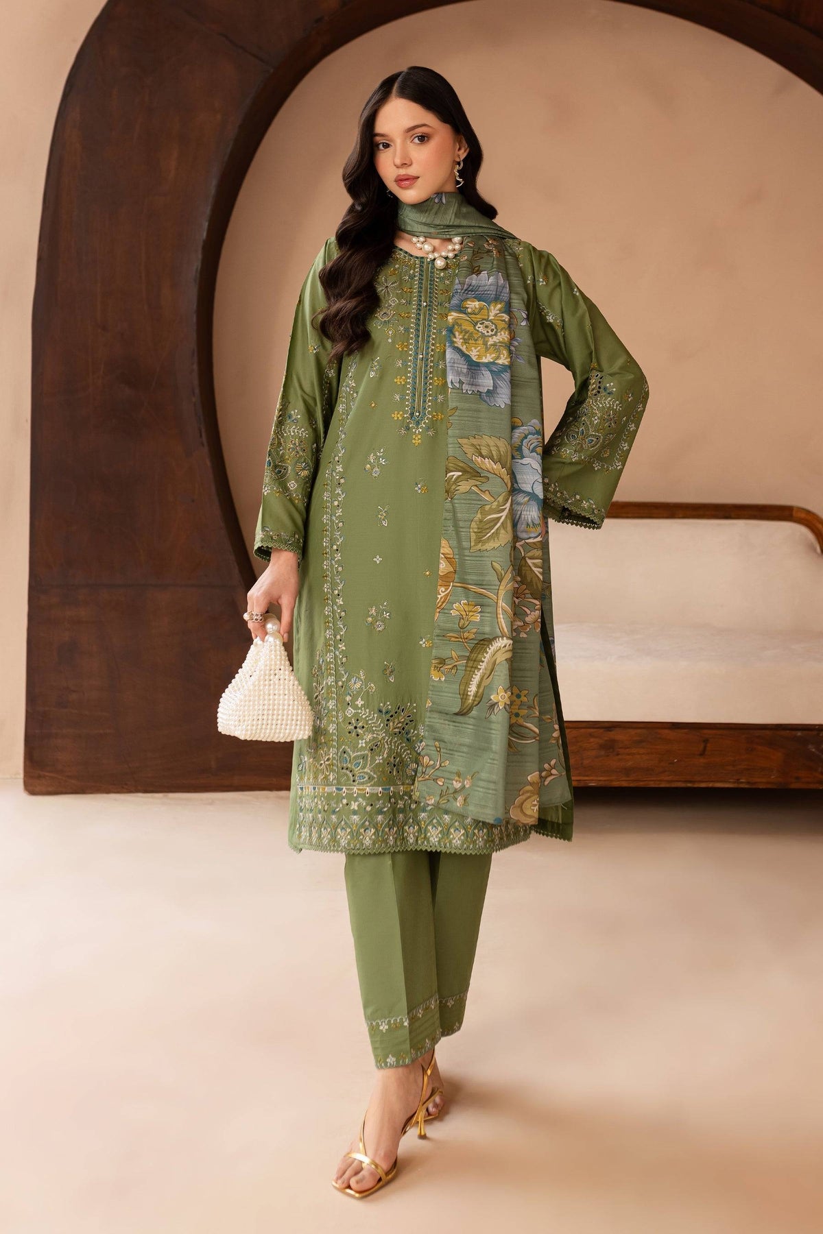 Batik | Kai Formals | Ireland by Maria Faisal - Registered Vendor of : Batik - type : Ladies Clothes - 100% original wedding dresses