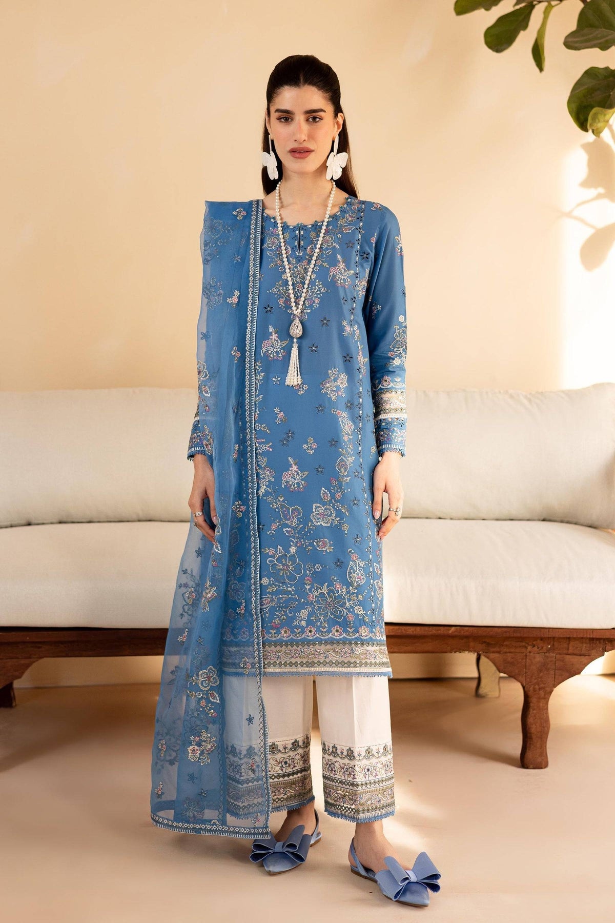 Batik | Cyra Luxury Solids | Farnando by Maria Faisal - Registered Vendor of : Batik - type : Ladies Clothes - 100% original wedding dresses