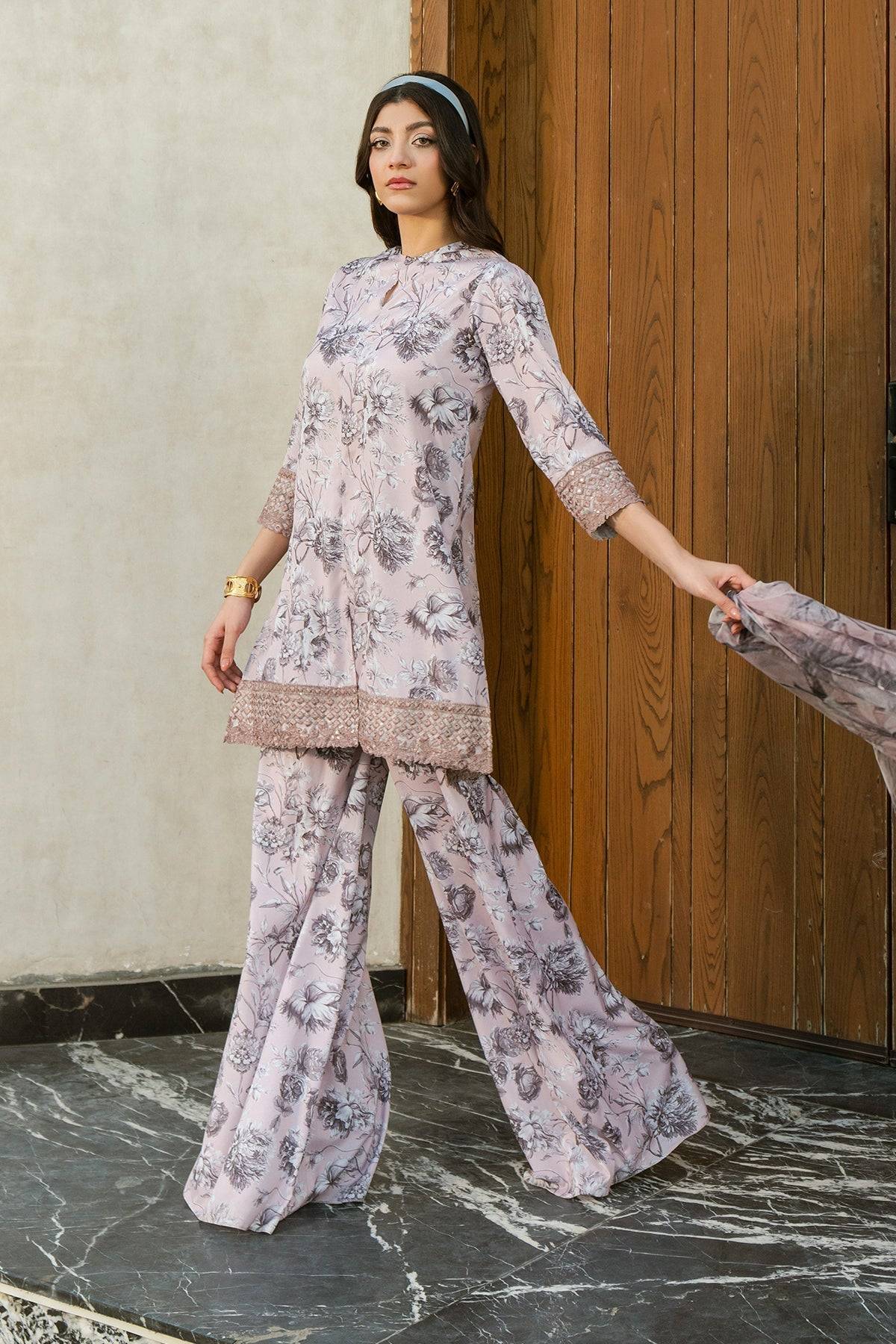 Fahad Hussayn | Lawn Banger | Allium Bloom by Maria Faisal - Registered Vendor of : Erum Khan - type : Ladies Clothes - 100% original wedding dresses