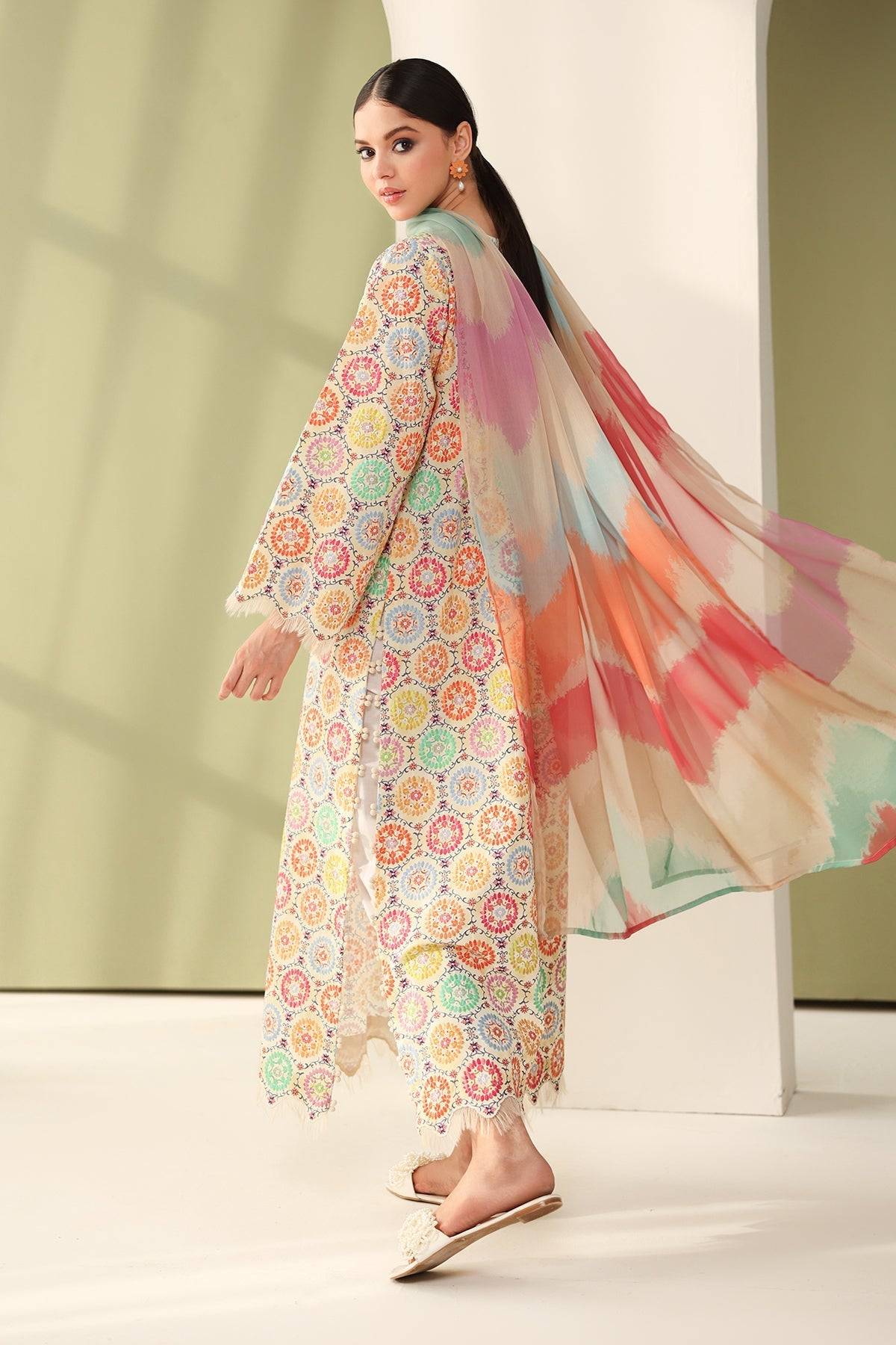 Baroque | Eid Printique | EMBROIDERED PRINTED LAWN UF-4178 by Maria Faisal - Registered Vendor of : Baroque - type : Ladies Clothes - 100% original wedding dresses
