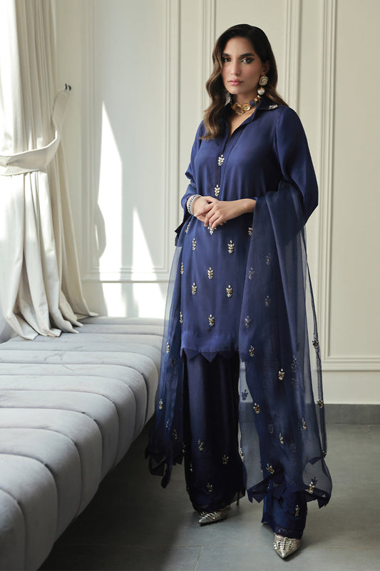 Wardha Saleem | Luxury Pret Traditional Wear | AMAVI - Ladies Clothes 