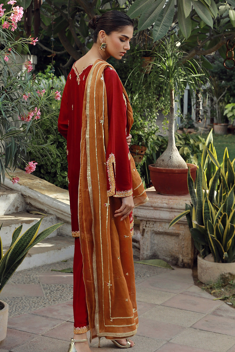 Sana Abbas | Velvet Formals | TOPAZ - Ladies Clothes - Maria Faisal