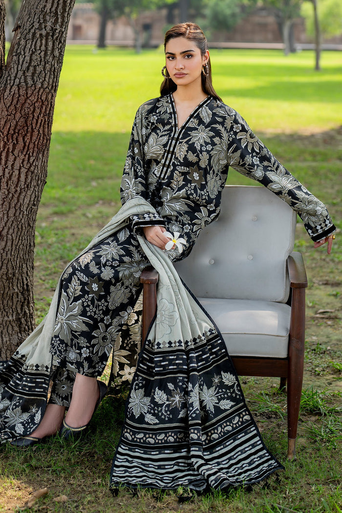 Baroque | Luxury Pret 25 | UF-731 - Formal Dress - available at Maria Faisal in UK and USA.